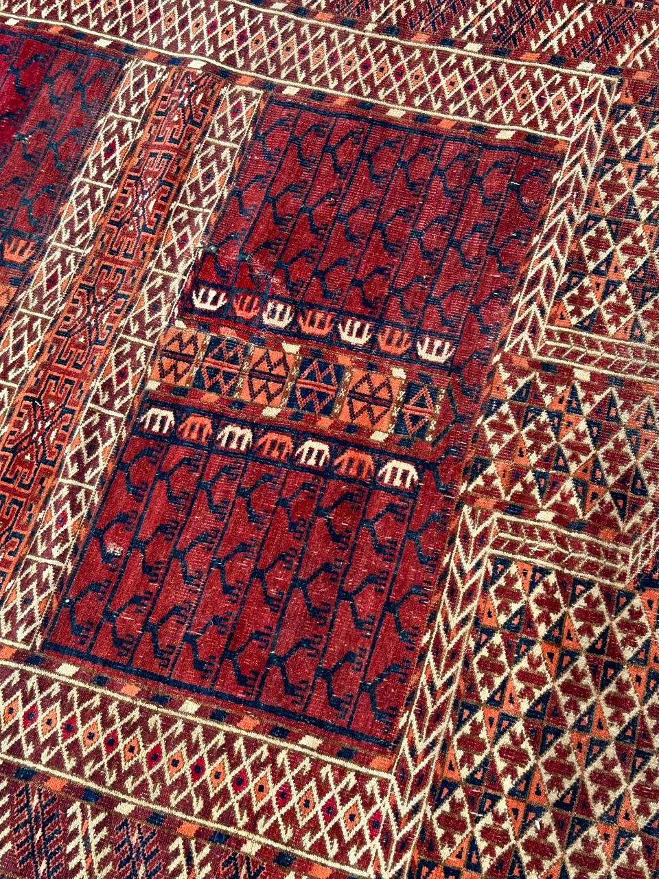 Très beau et raffiné tapis carré turc antique Bon état - En vente à Saint Ouen, FR