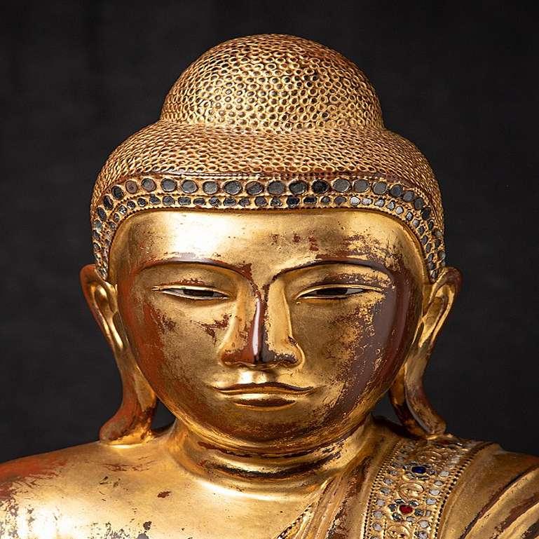 Very Beautiful Antique Burmese Mandalay Buddha Statue from Burma In Good Condition For Sale In DEVENTER, NL
