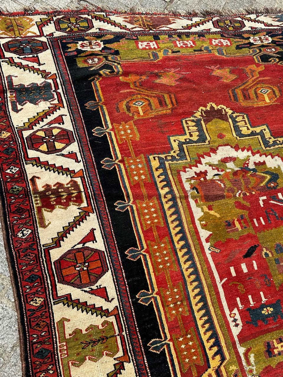 Preciosa alfombra kurda antigua de colores Lana en venta