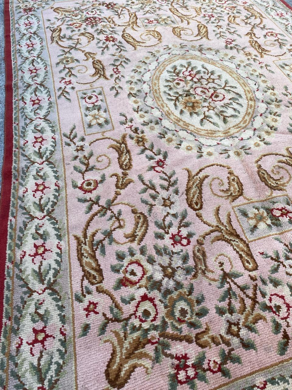 Bobyrug’s Very Beautiful Antique French Knotted Aubusson Rug In Good Condition For Sale In Saint Ouen, FR