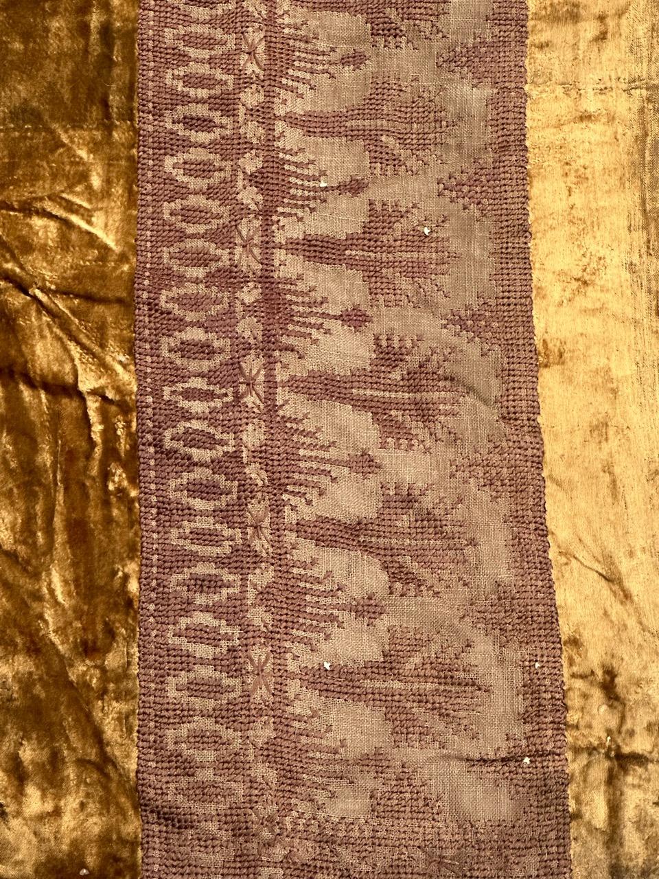 Very Beautiful Antique Pair of silk velvet Curtains 3