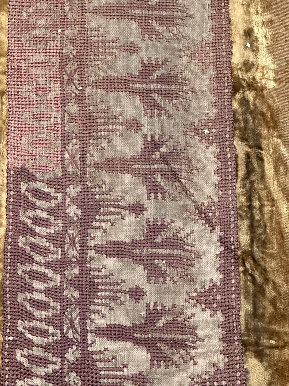 Very Beautiful Antique Pair of silk velvet Curtains For Sale 7
