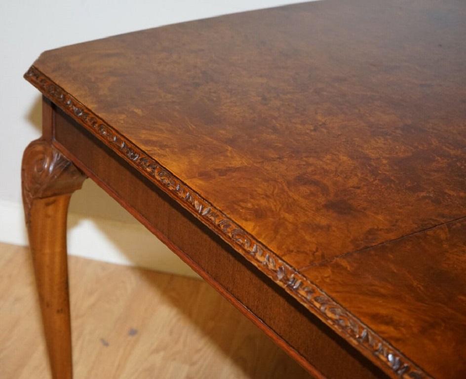 Hand-Crafted Very Beautiful Burr Walnut Queen Anne Carved Legs Dining Table, circa 1930s For Sale