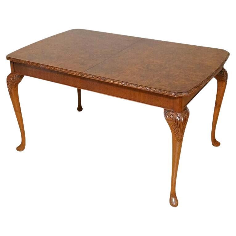 Very Beautiful Burr Walnut Queen Anne Carved Legs Dining Table, circa 1930s For Sale