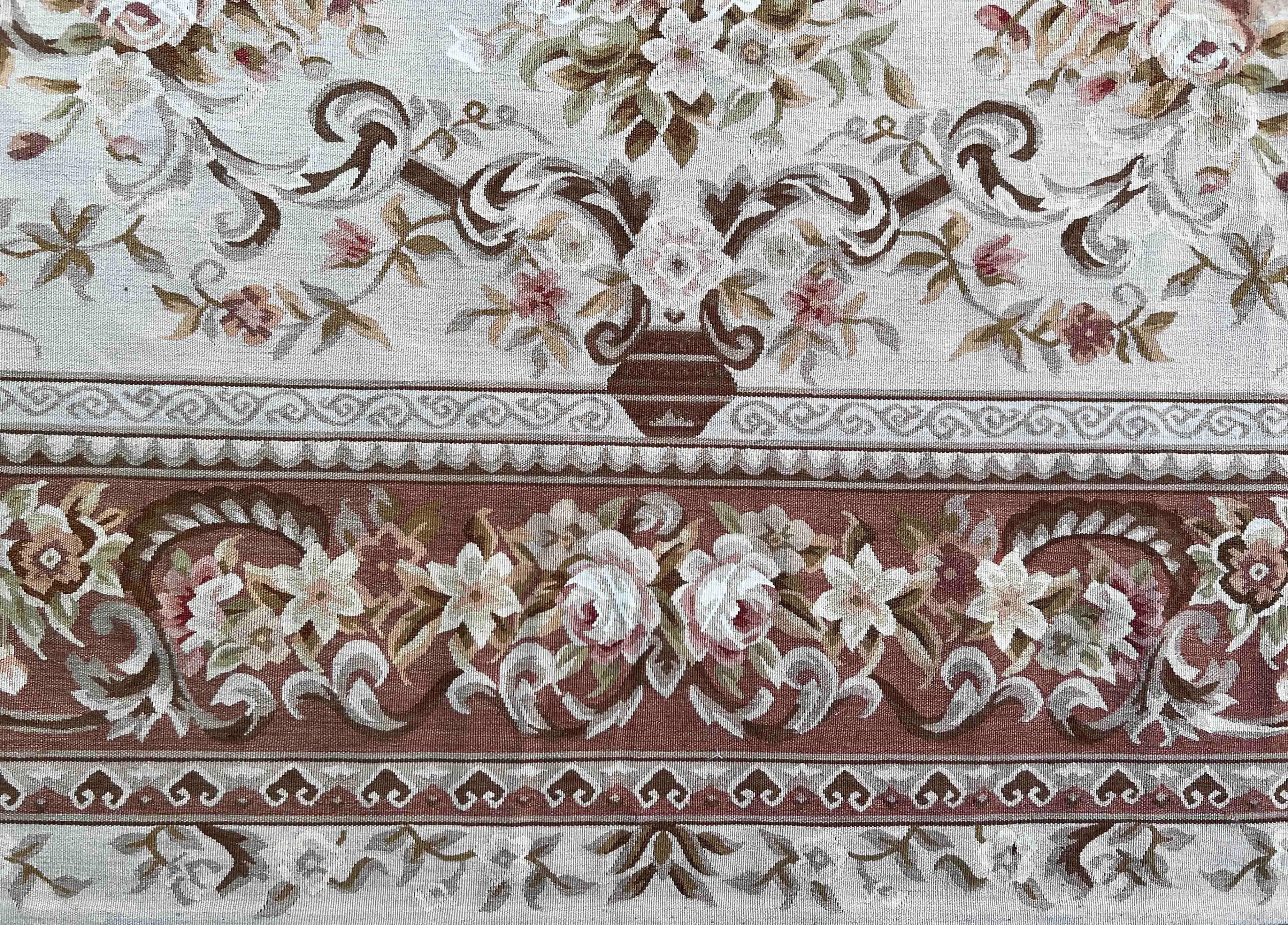 Hand-Woven Very Beautiful Carpet Aubusson 20th Century Around 1980, N ° 1203 For Sale