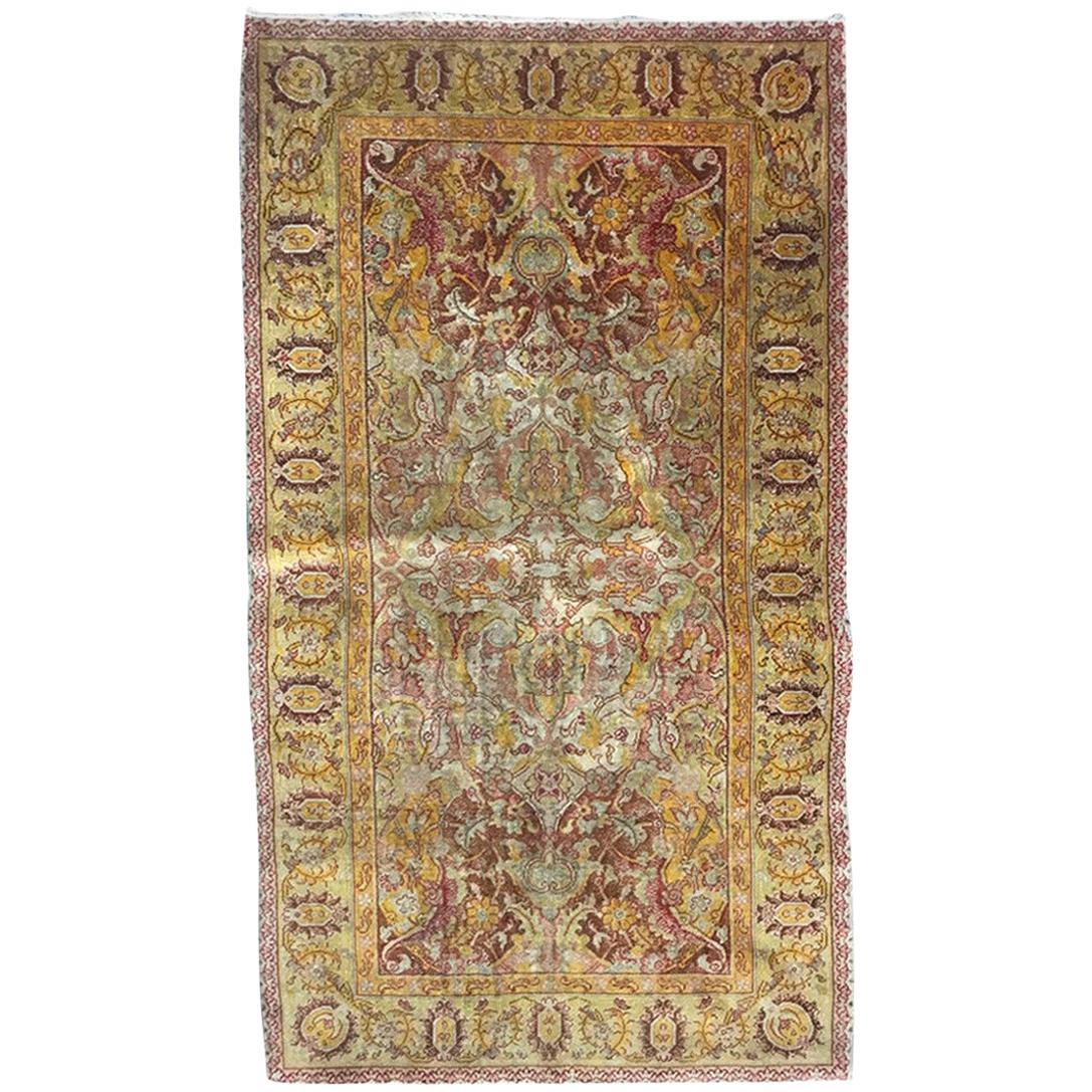 Very Beautiful Fine Antique Decorative Turkish Rug For Sale