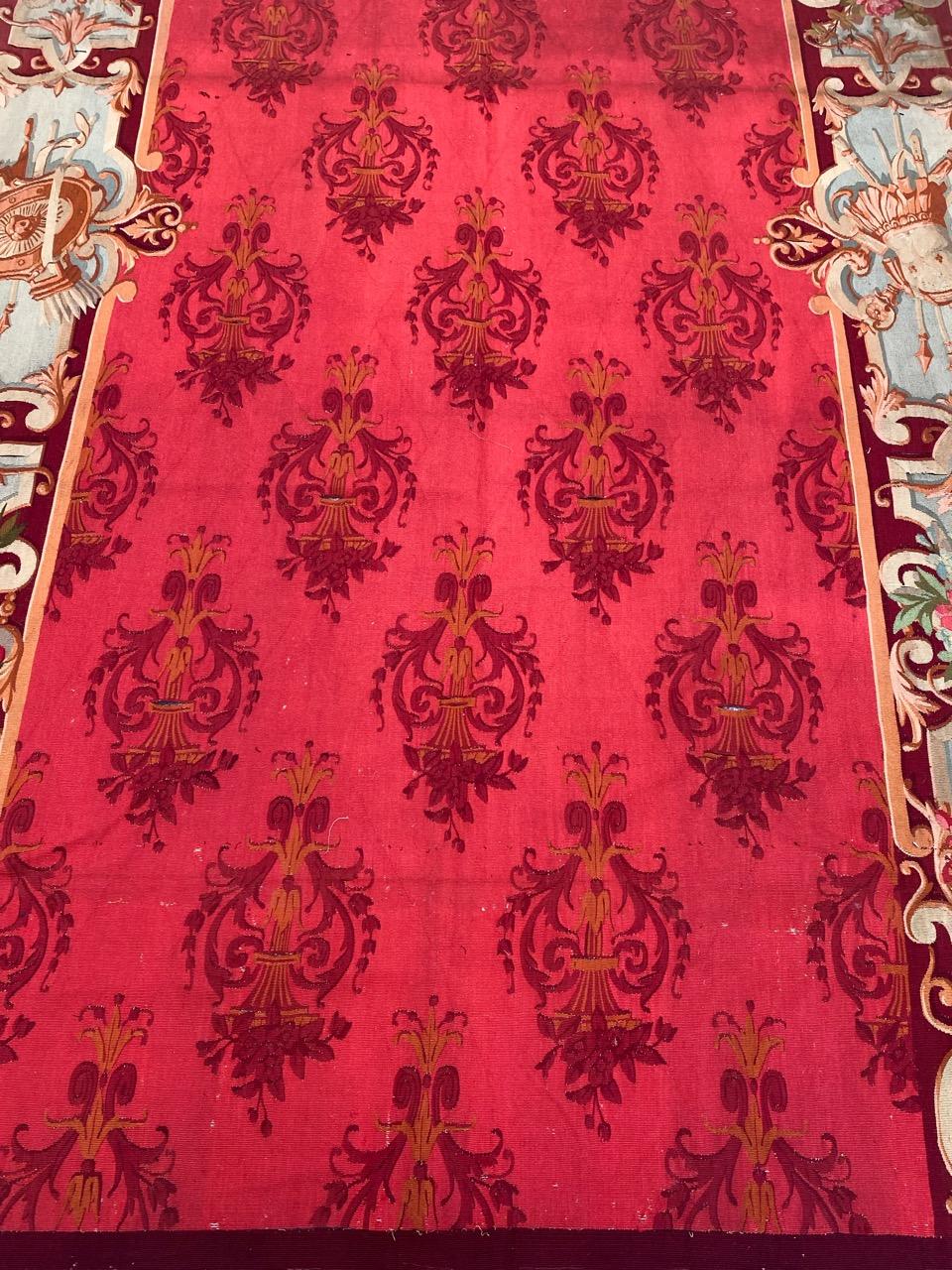 Wunderbare Französisch Aubusson Wandteppiche Panels mit schönen floralen Design und schöne Farben ganz und sehr fein von Hand mit Wolle gewebt.

✨✨✨
