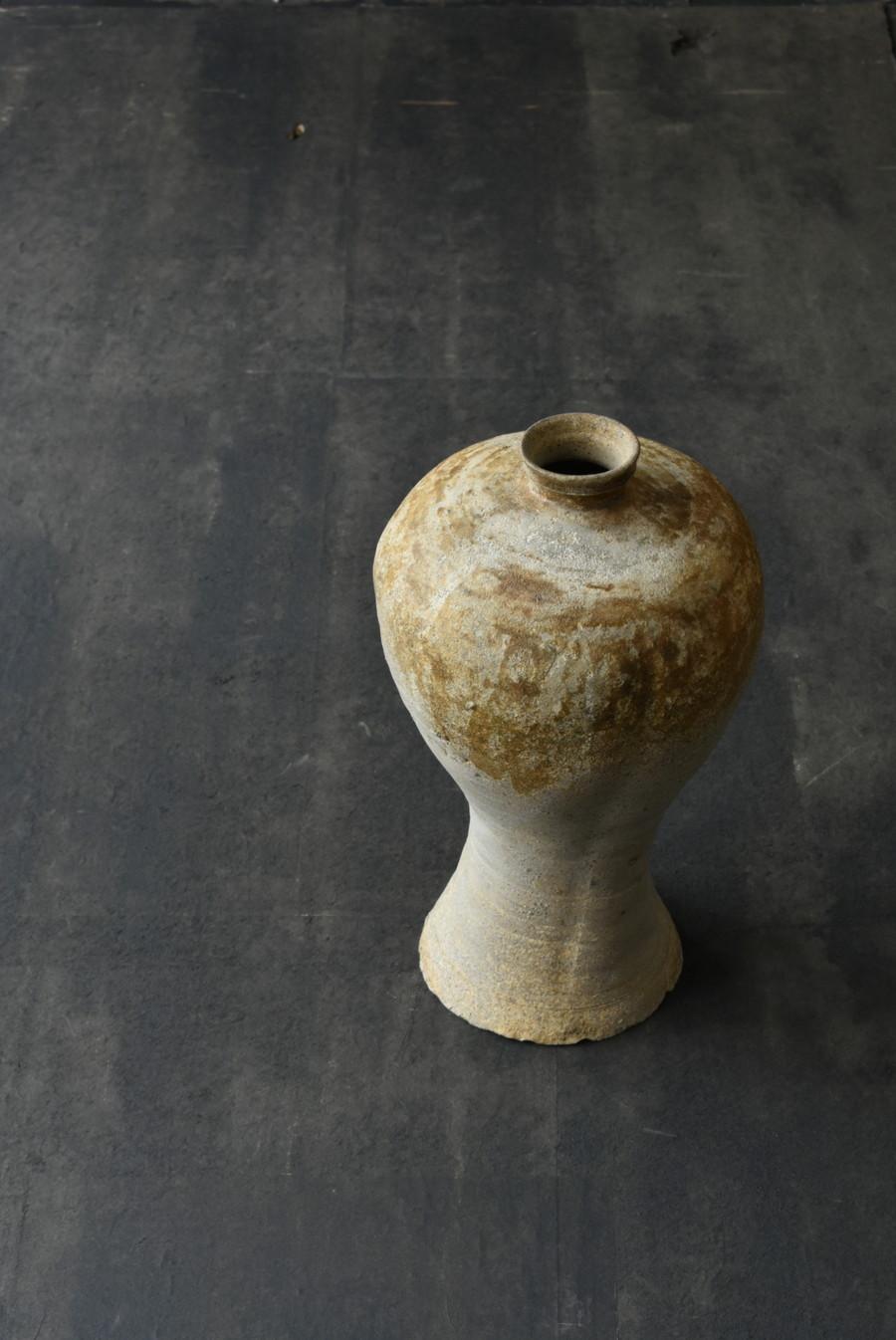 South Korean Very beautiful Korean antique pottery vase/1000-1200/wabisabi vase