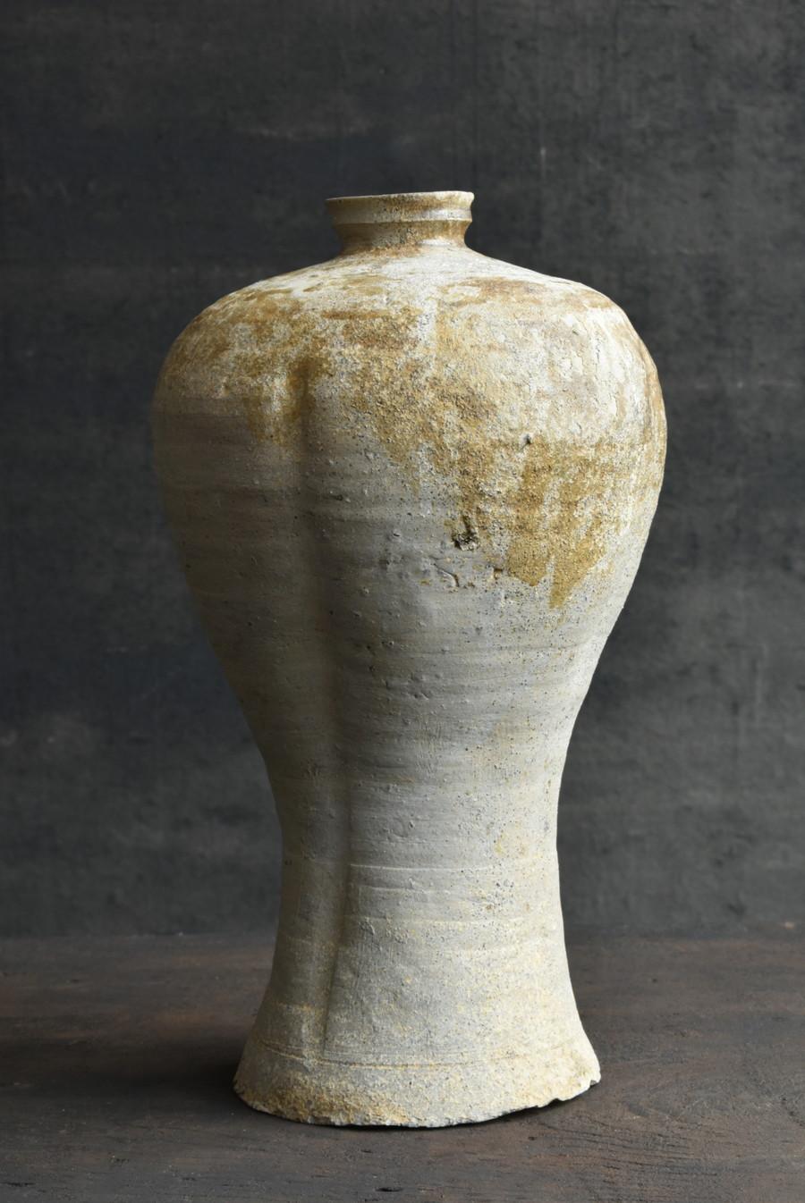 18th Century and Earlier Very beautiful Korean antique pottery vase/1000-1200/wabisabi vase