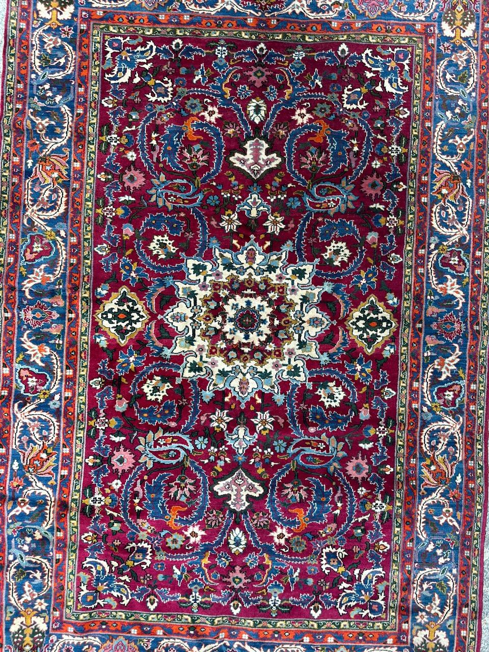 Nice Azerbaijan rug entirely and finely hand knotted with wool velvet on cotton foundation.
Introducing a Masterpiece of Elegance: Handwoven Late 20th Century Rug

Discover the allure of a meticulously hand-knotted rug from the late 20th century, a