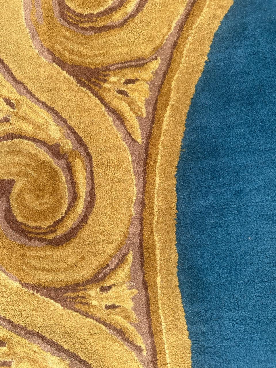 Very beautiful mid century French round Janus savonnerie rug 4