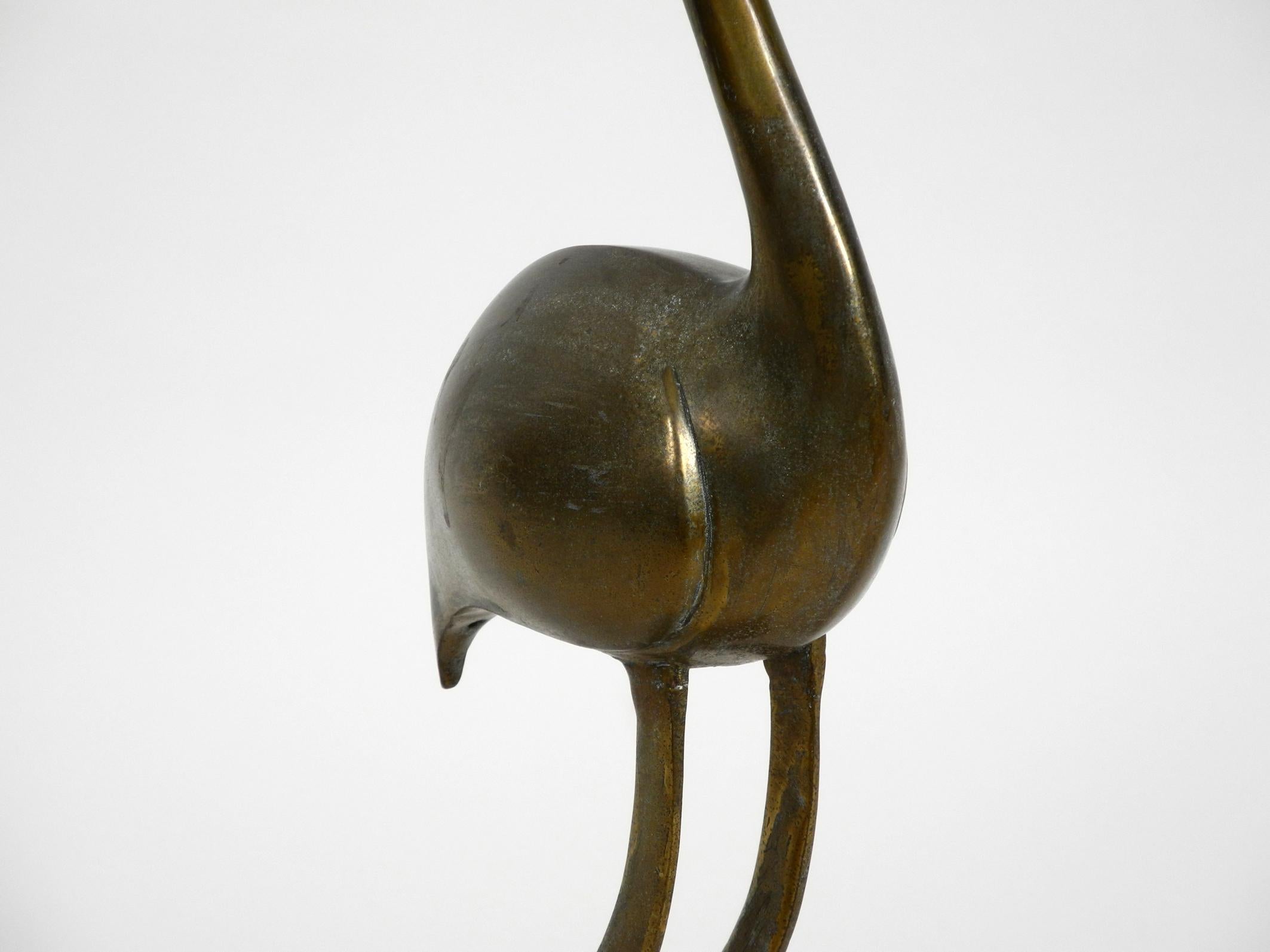 Sehr schöne Mid-Century Modern Extra Large Brass Flamingo als Dekoration (Messing)