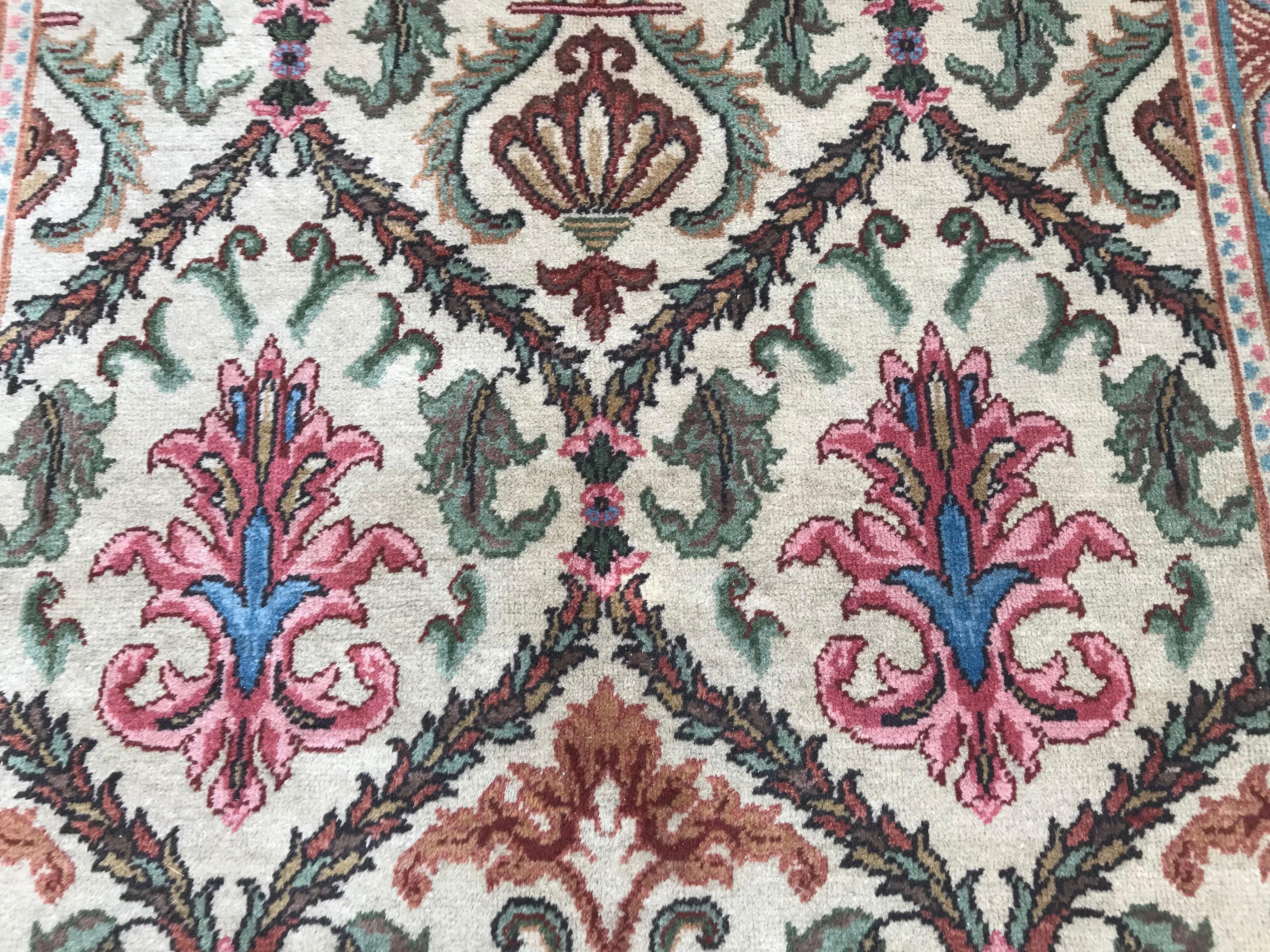 Roumain Très beau tapis décoratif vintage de Transylvanie de Bobyrug en vente