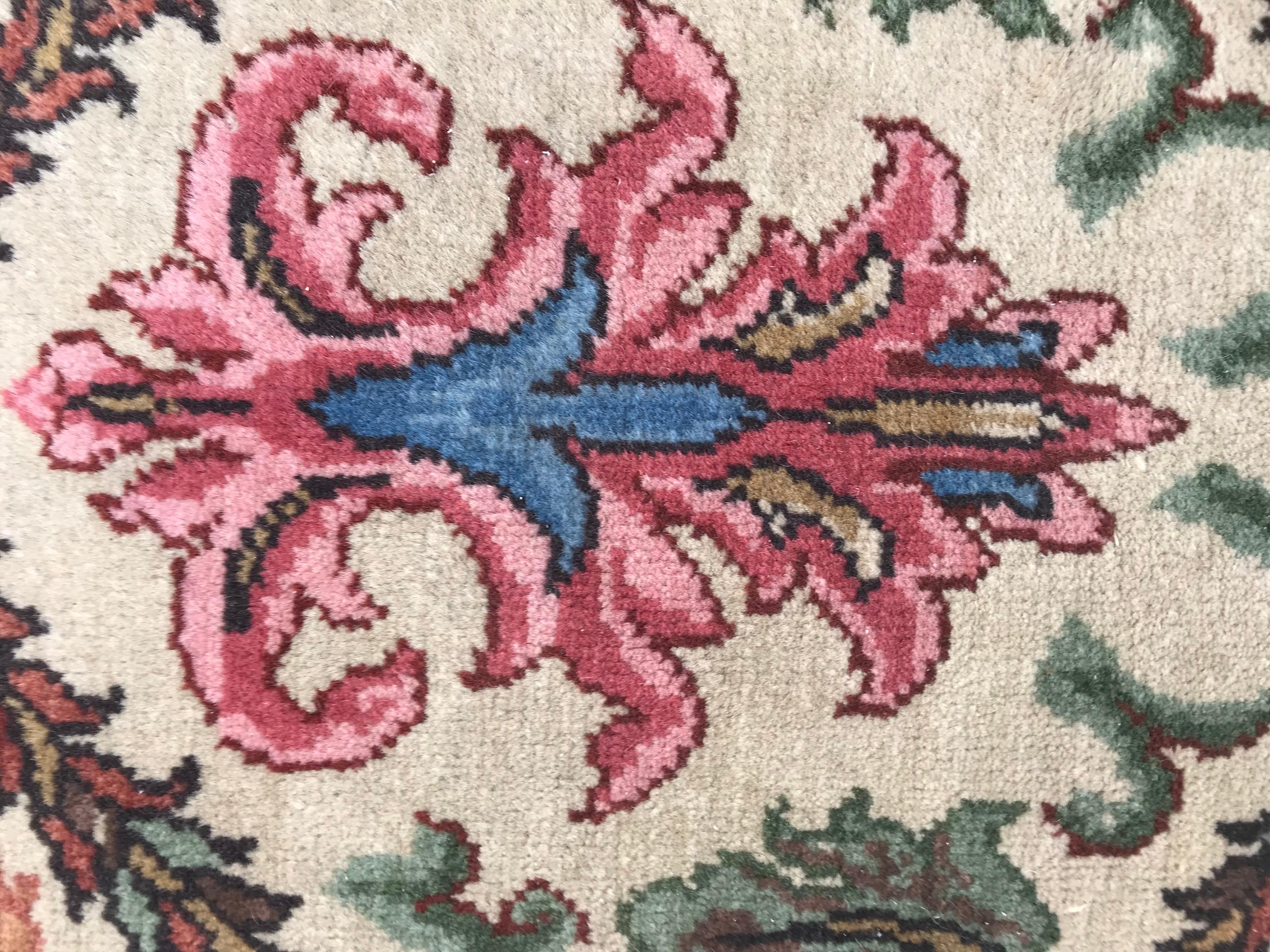 Très beau tapis décoratif vintage de Transylvanie de Bobyrug en vente 1
