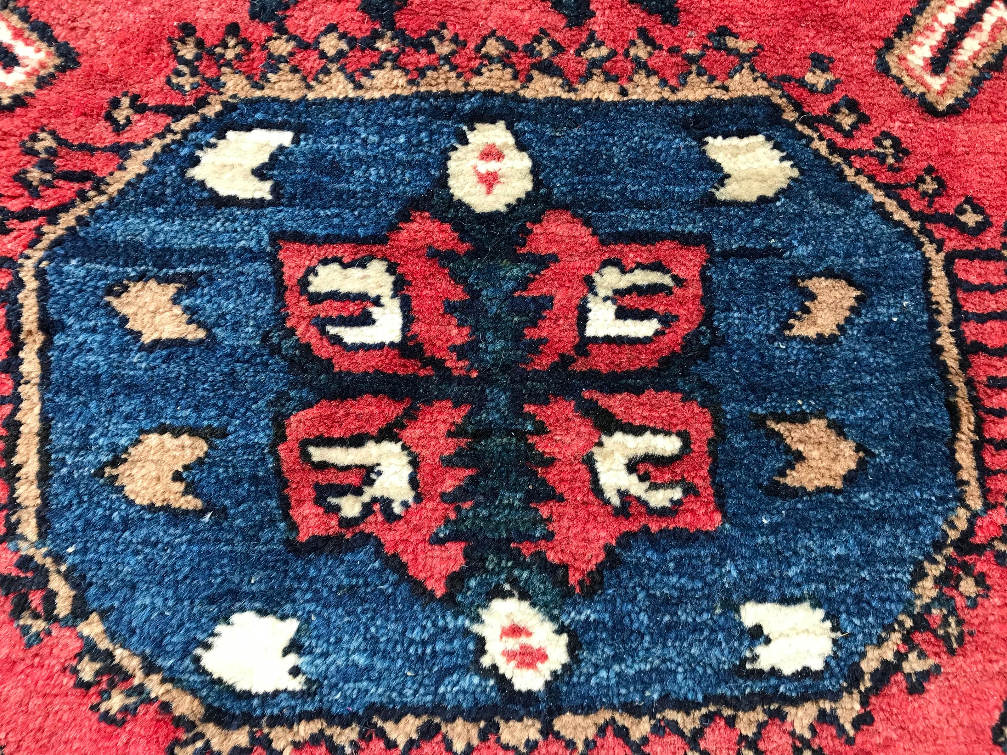 Bobyrug's Very Beautiful Vintage Fine Caucasian Chirwan Rug (Très beau tapis caucasien vintage en chirwan) en vente 3