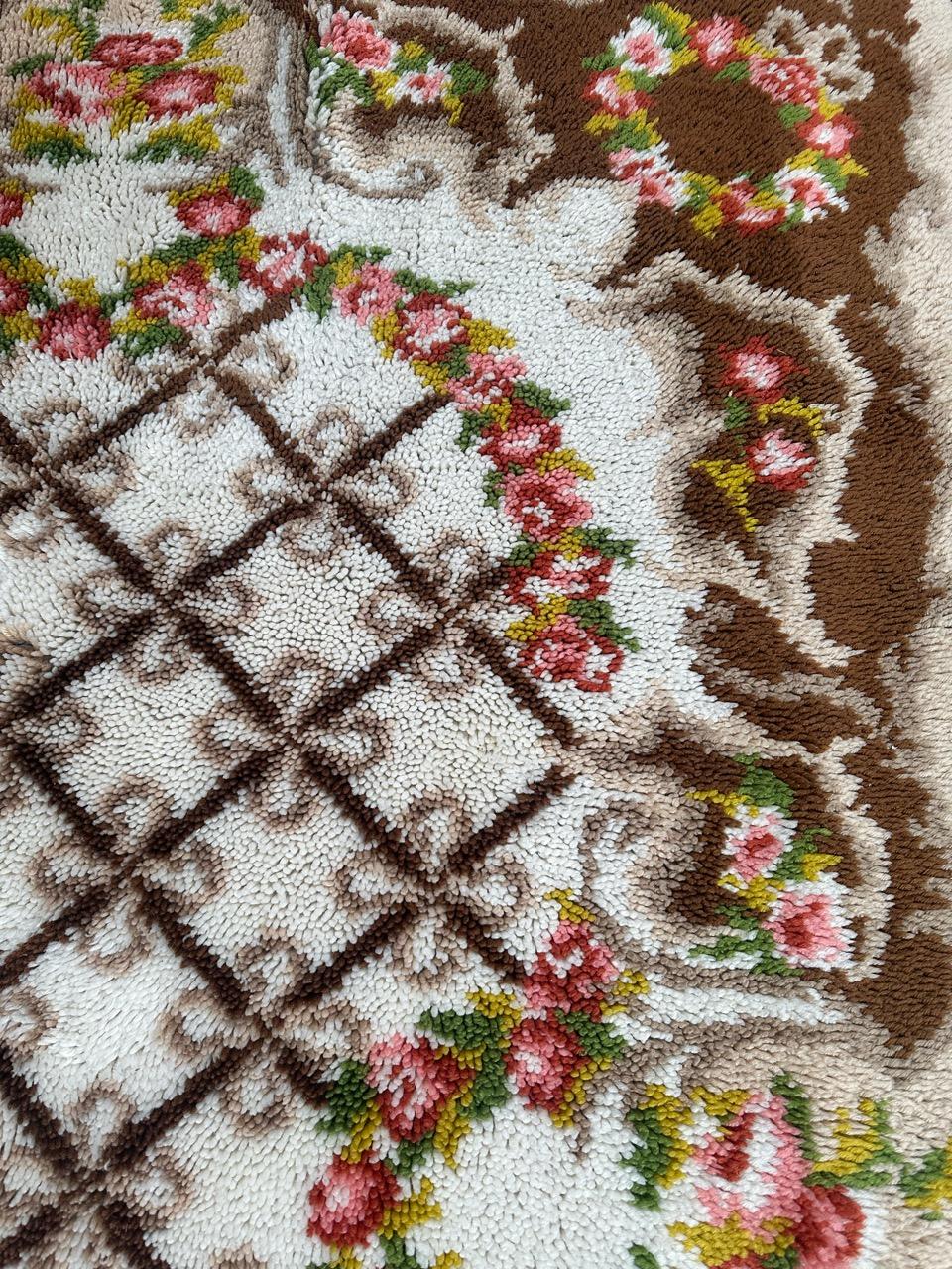 Sehr schöner französischer Cogolin-Teppich im Aubusson-Design, Vintage im Angebot 4