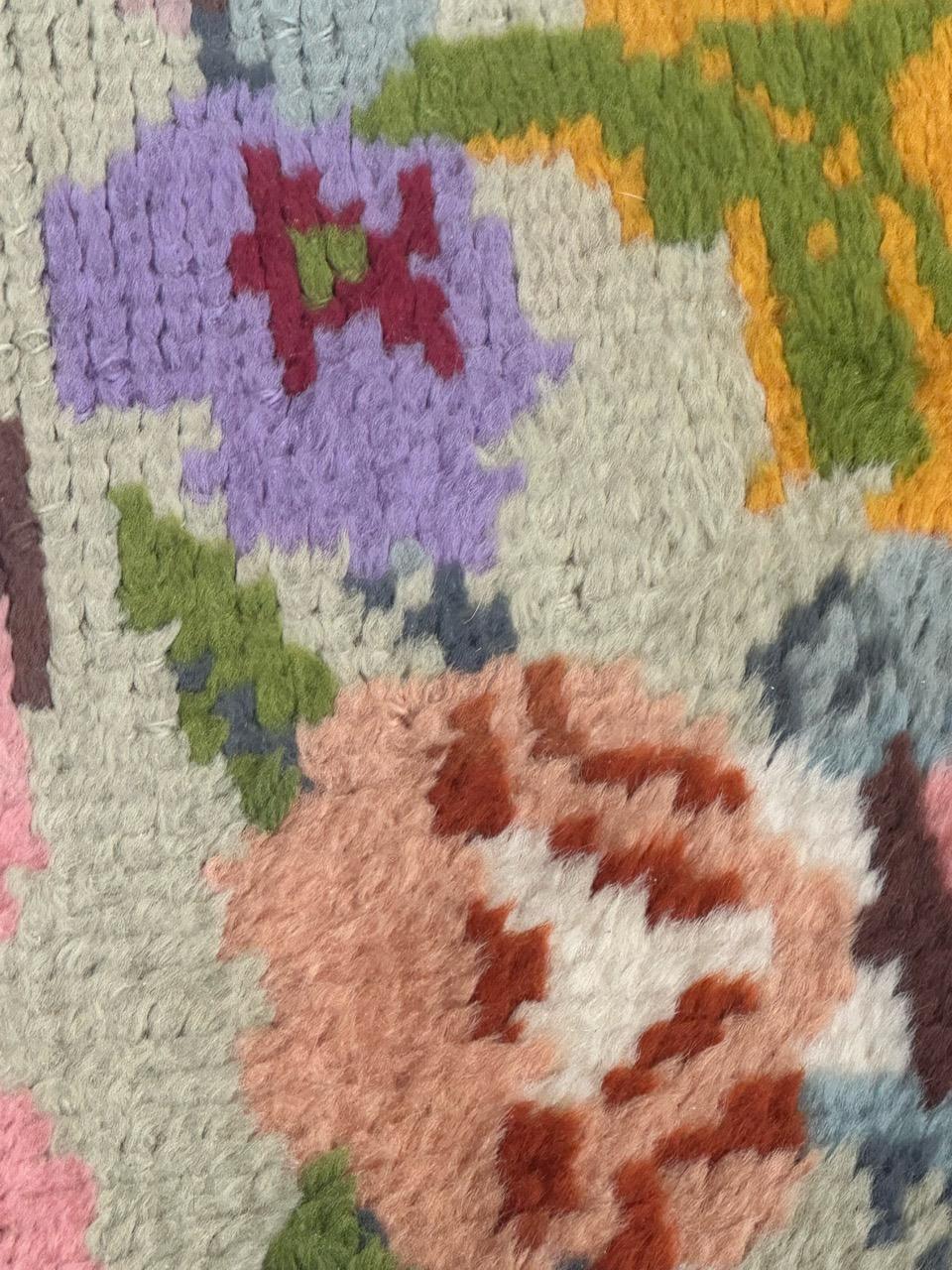 Very beautiful vintage French Cogolin rug Aubusson design For Sale 9