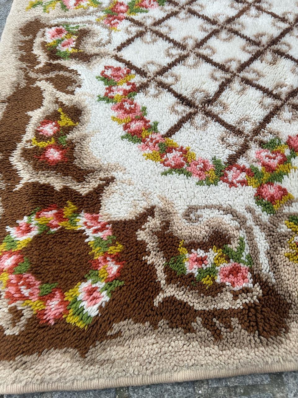 Sehr schöner französischer Cogolin-Teppich im Aubusson-Design, Vintage im Angebot 8