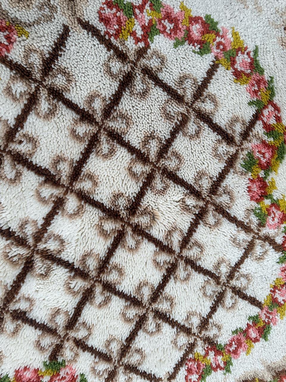 Sehr schöner französischer Cogolin-Teppich im Aubusson-Design, Vintage im Angebot 1