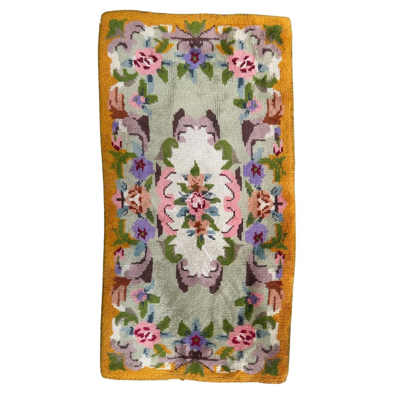 Very beautiful vintage French Cogolin rug Aubusson design