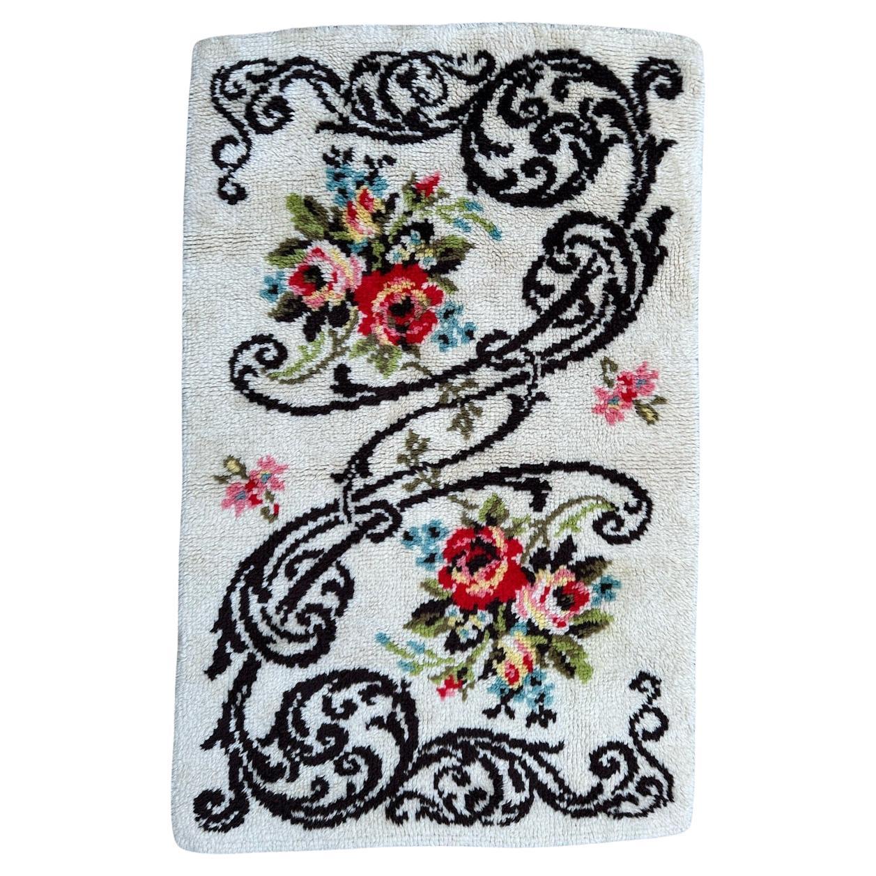 Bobyrug’s Very beautiful vintage French Cogolin rug For Sale