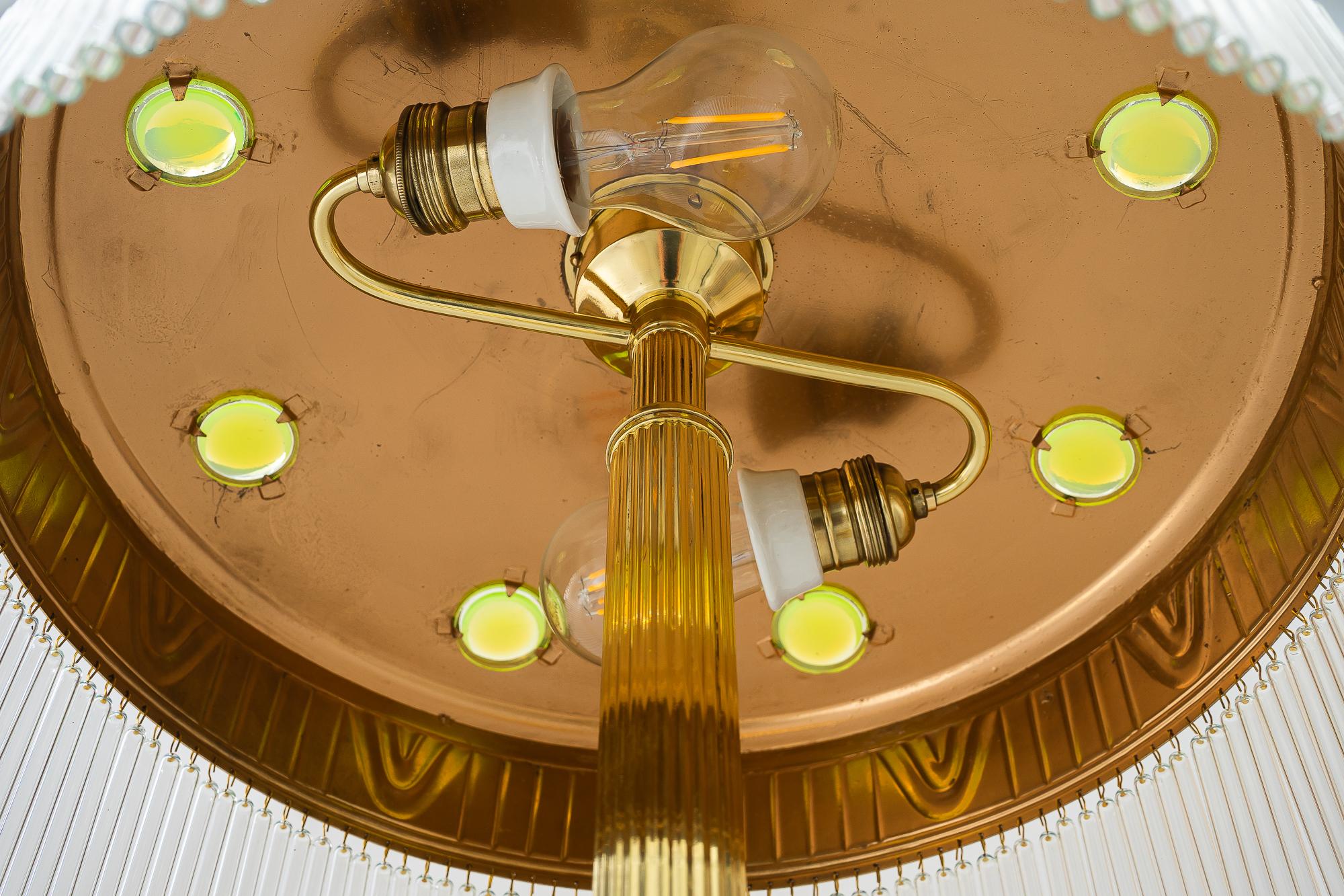 Très grande lampe de table art déco avec verre opalin et Sticks vienne années 1920 en vente 2