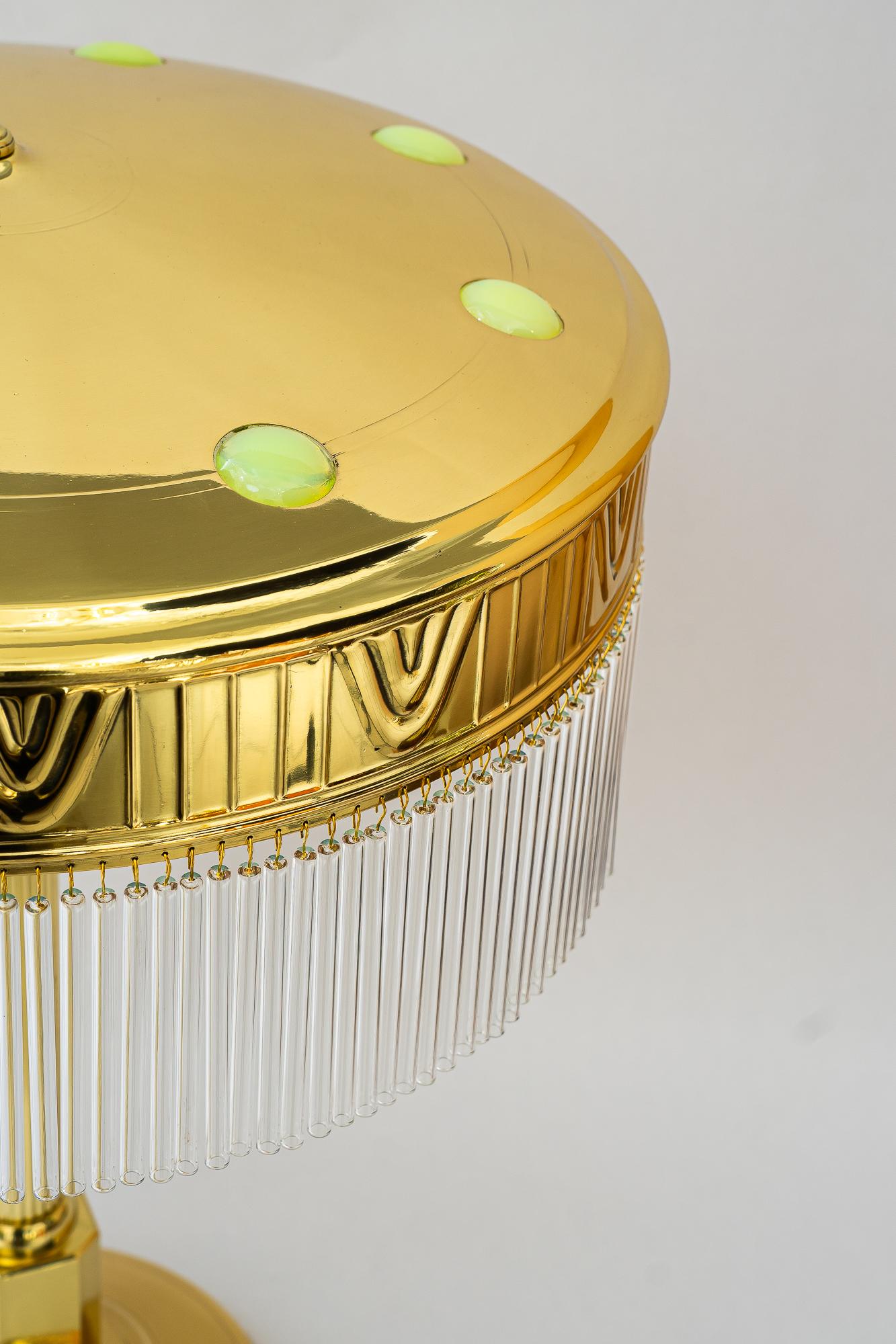 Laqué Très grande lampe de table art déco avec verre opalin et Sticks vienne années 1920 en vente