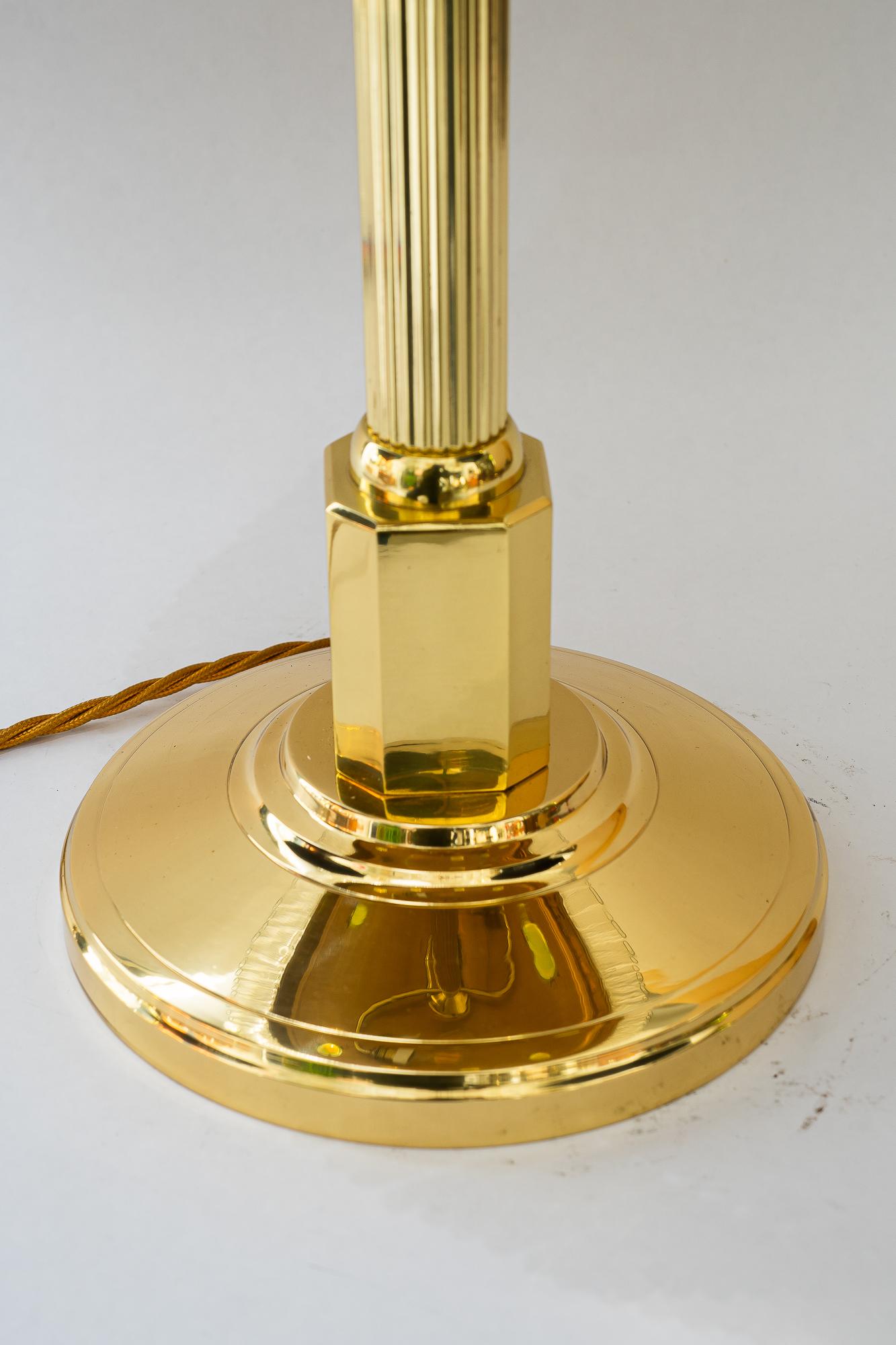Très grande lampe de table art déco avec verre opalin et Sticks vienne années 1920 en vente 1