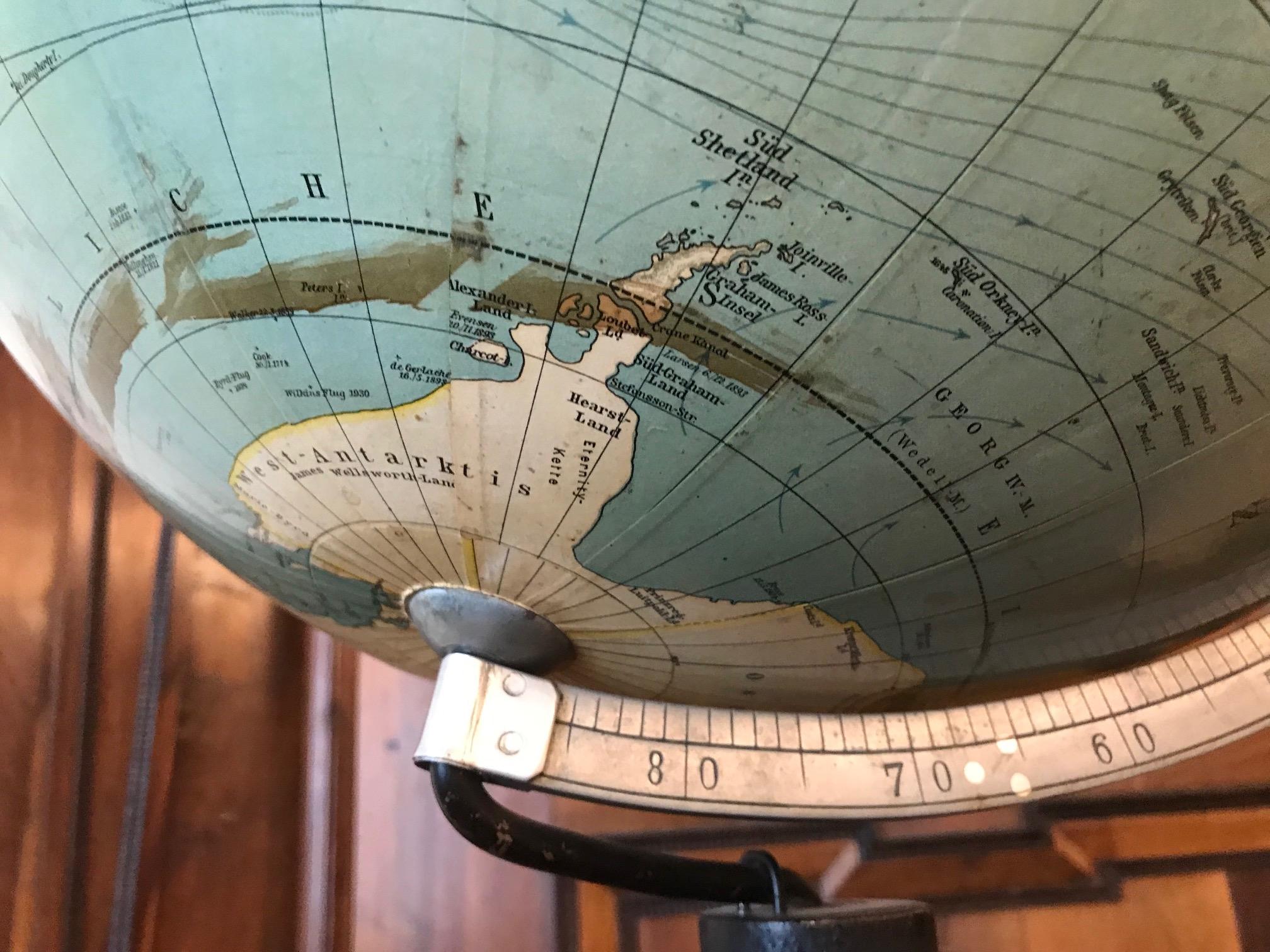 Very Tall Globe on High Foodstand, circa 1940 For Sale 1