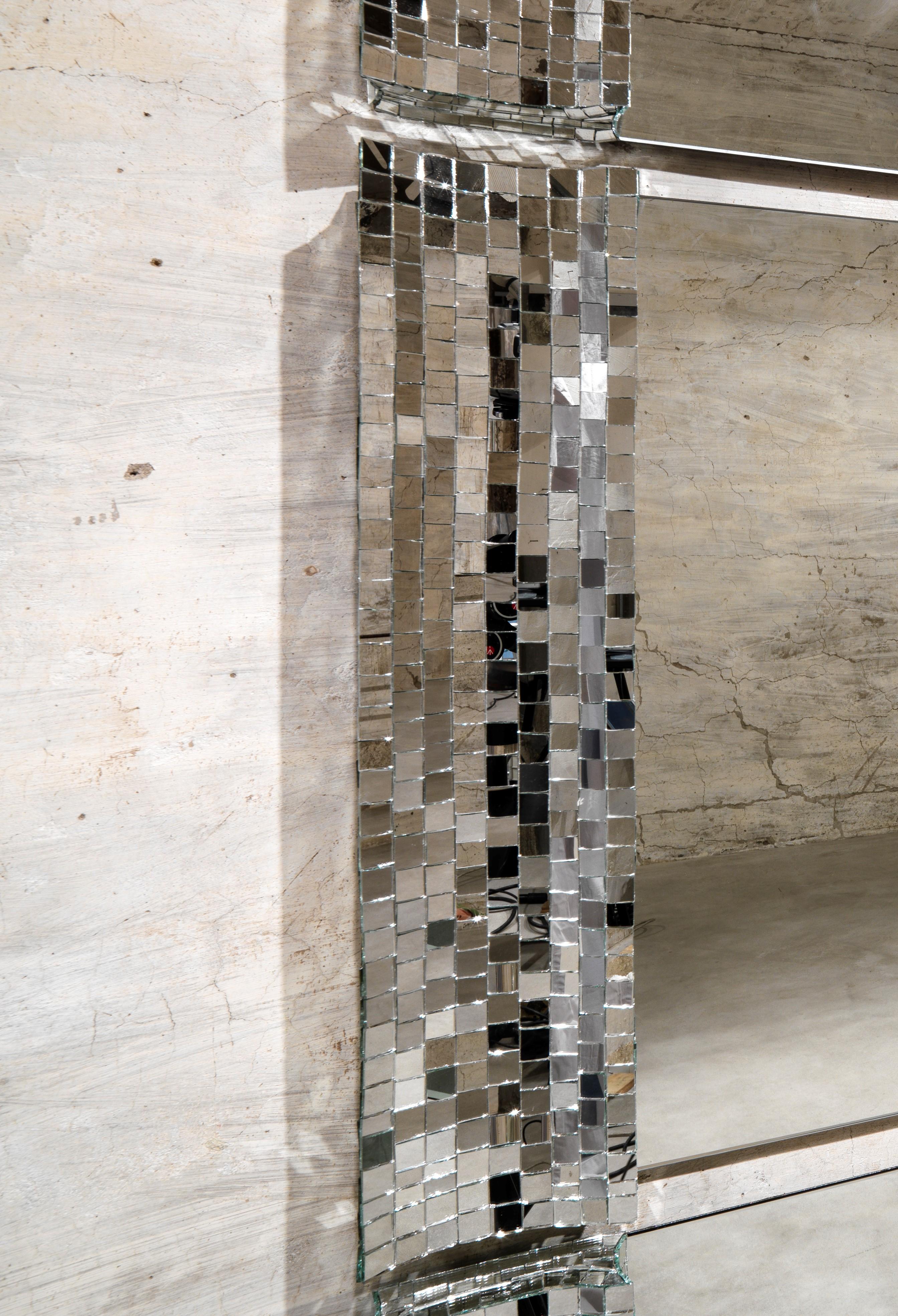 Très grand miroir de Davide Medri Neuf - En vente à Geneve, CH