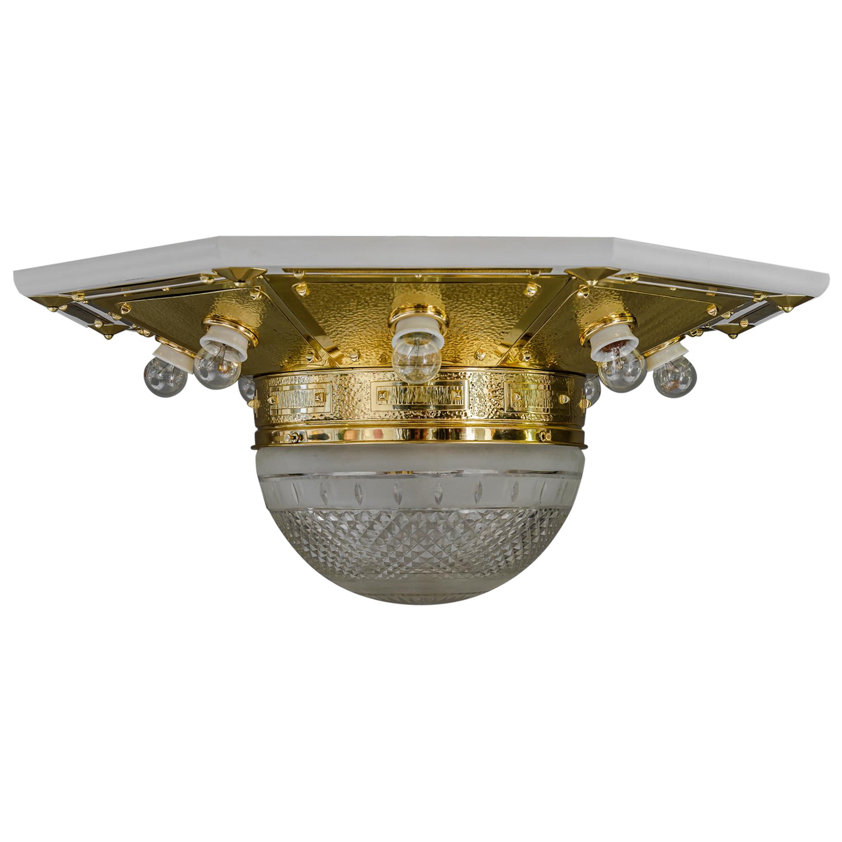Sehr große achteckige Art-Déco-Deckenleuchte, Wien, um 1920 im Angebot