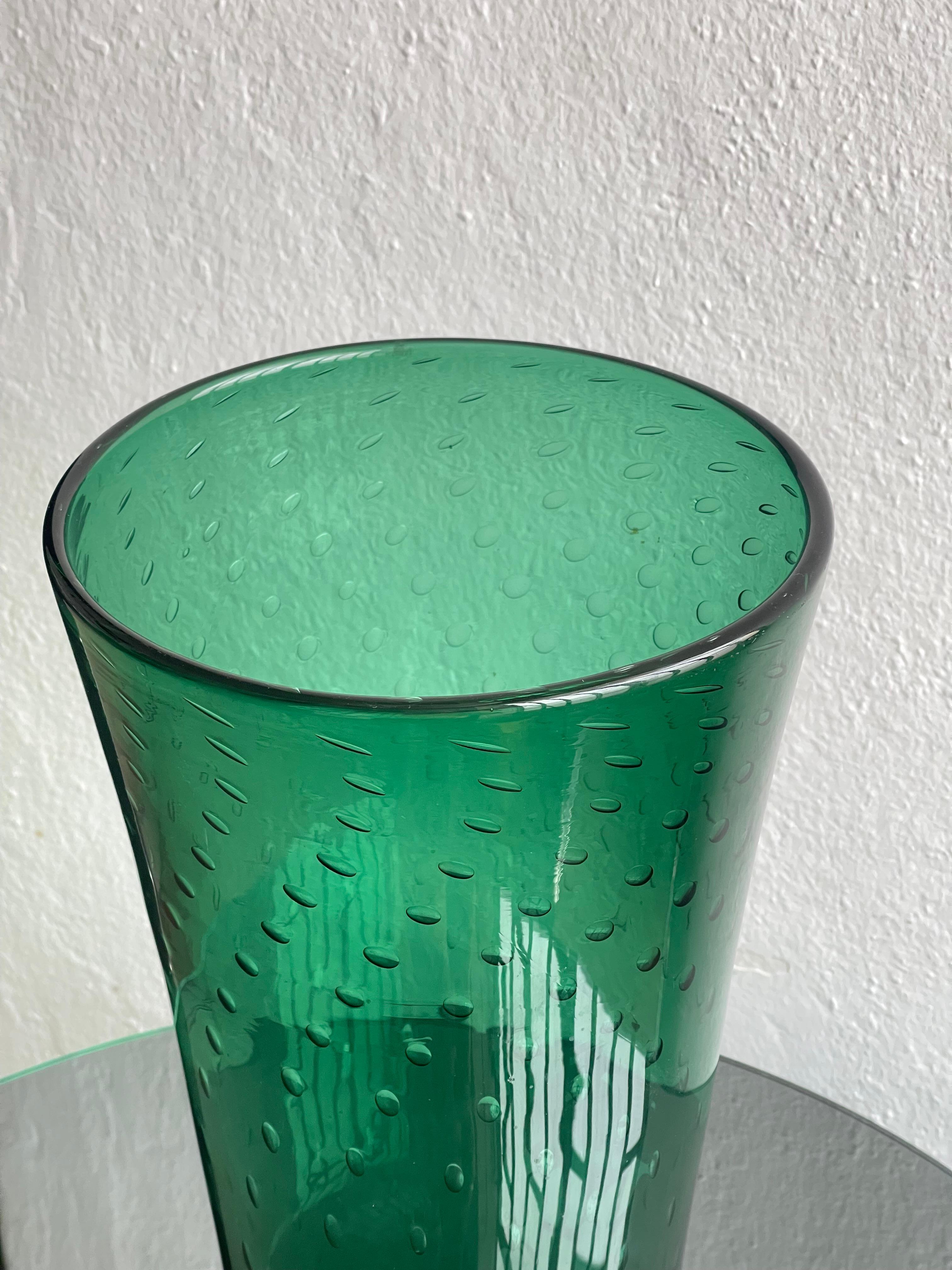 Italiano Vaso d'epoca molto grande in vetro Greene & Greene, Vetrerie di Empoli, arte italiana in vendita