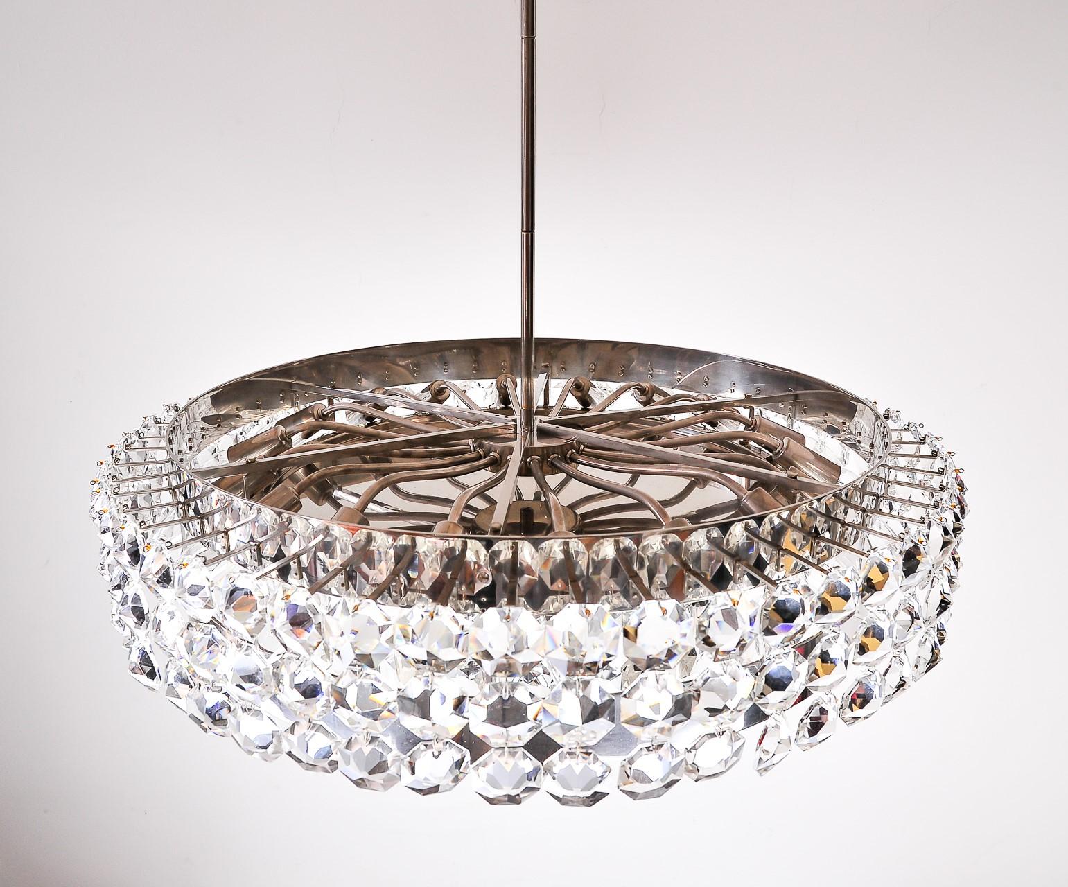 Mid-20th Century Very Charming and Big Bakalowits Chandelier 1960s For Sale
