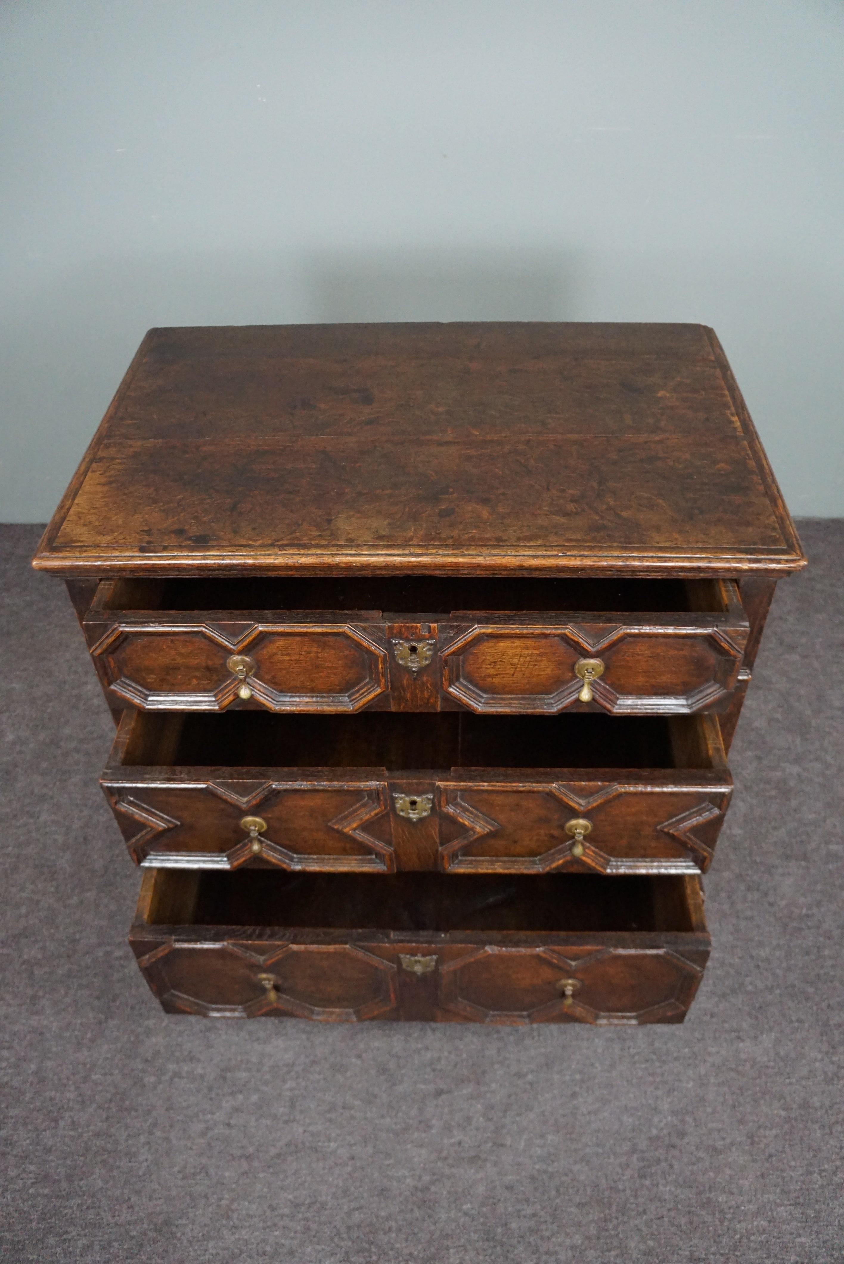Wood Very charming antique English wooden chest of drawers, 18th century For Sale