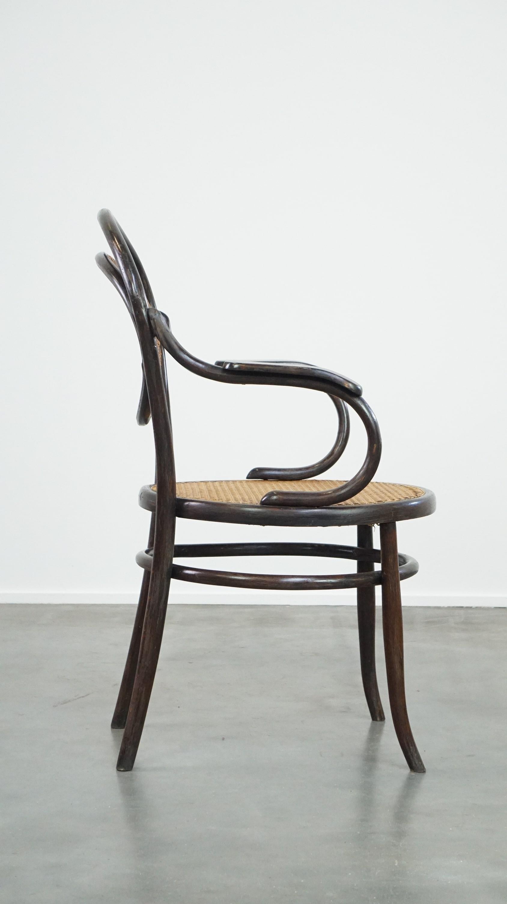 Hand-Crafted Very charming, elegant, vintage bentwood design bistro chair with armrests For Sale