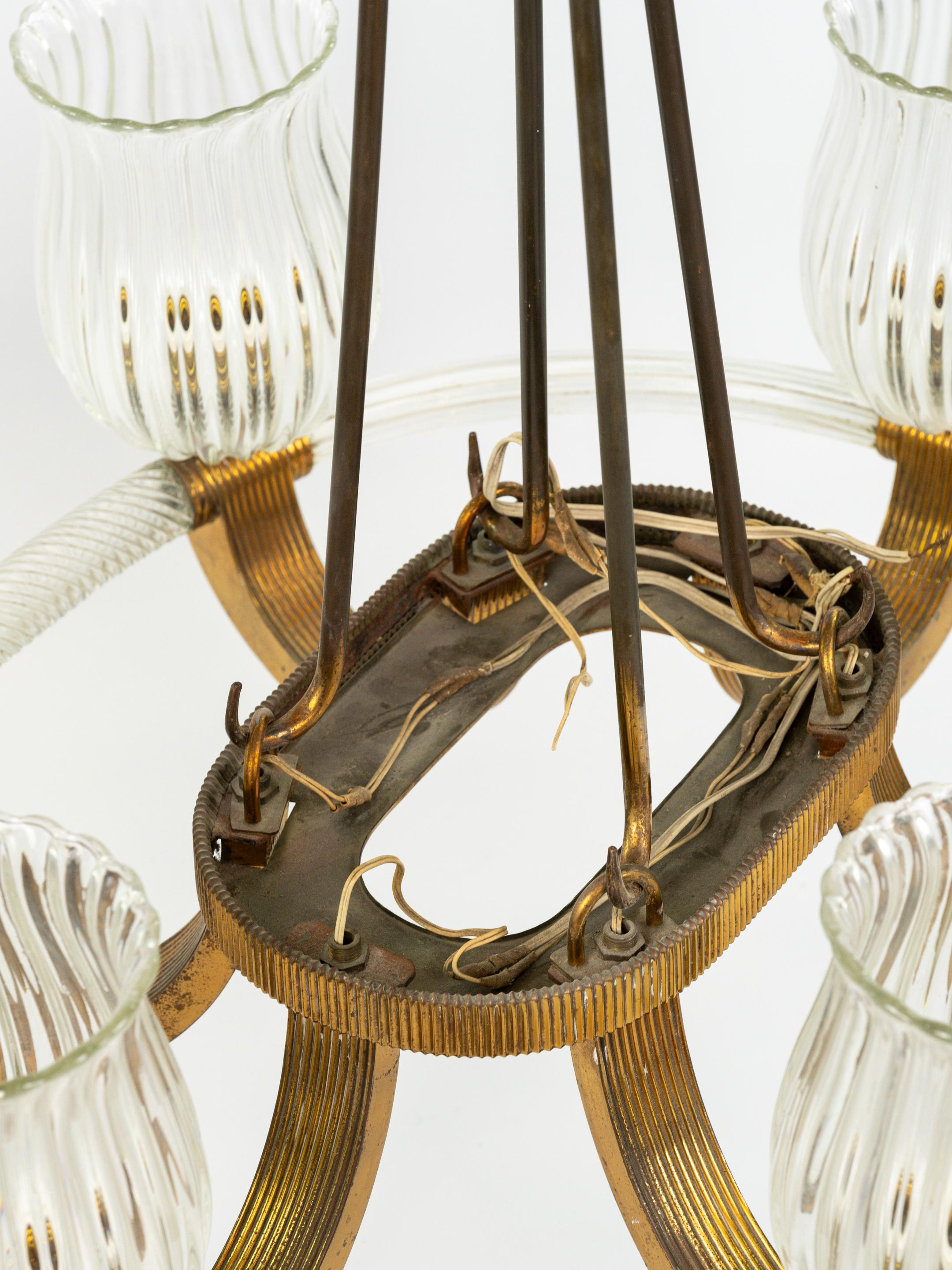 Mid-20th Century Very chic brass and murano glass chandelier For Sale