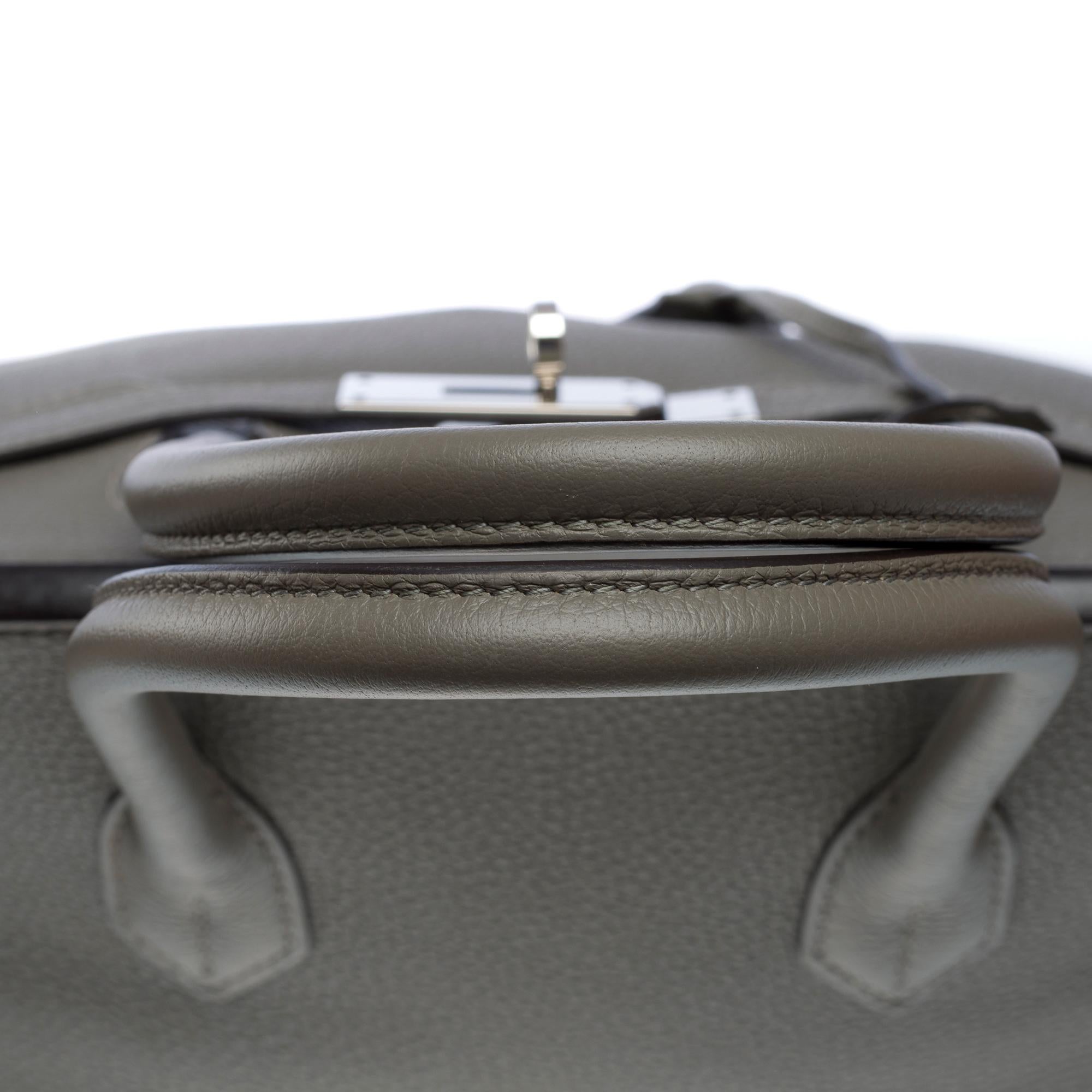 Very Chic Hermes Birkin 30 handbag in Gris Meyer Togo leather, SHW For Sale 6