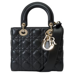 Very Chic Lady Dior Small handbag strap in black cannage leather, GHW