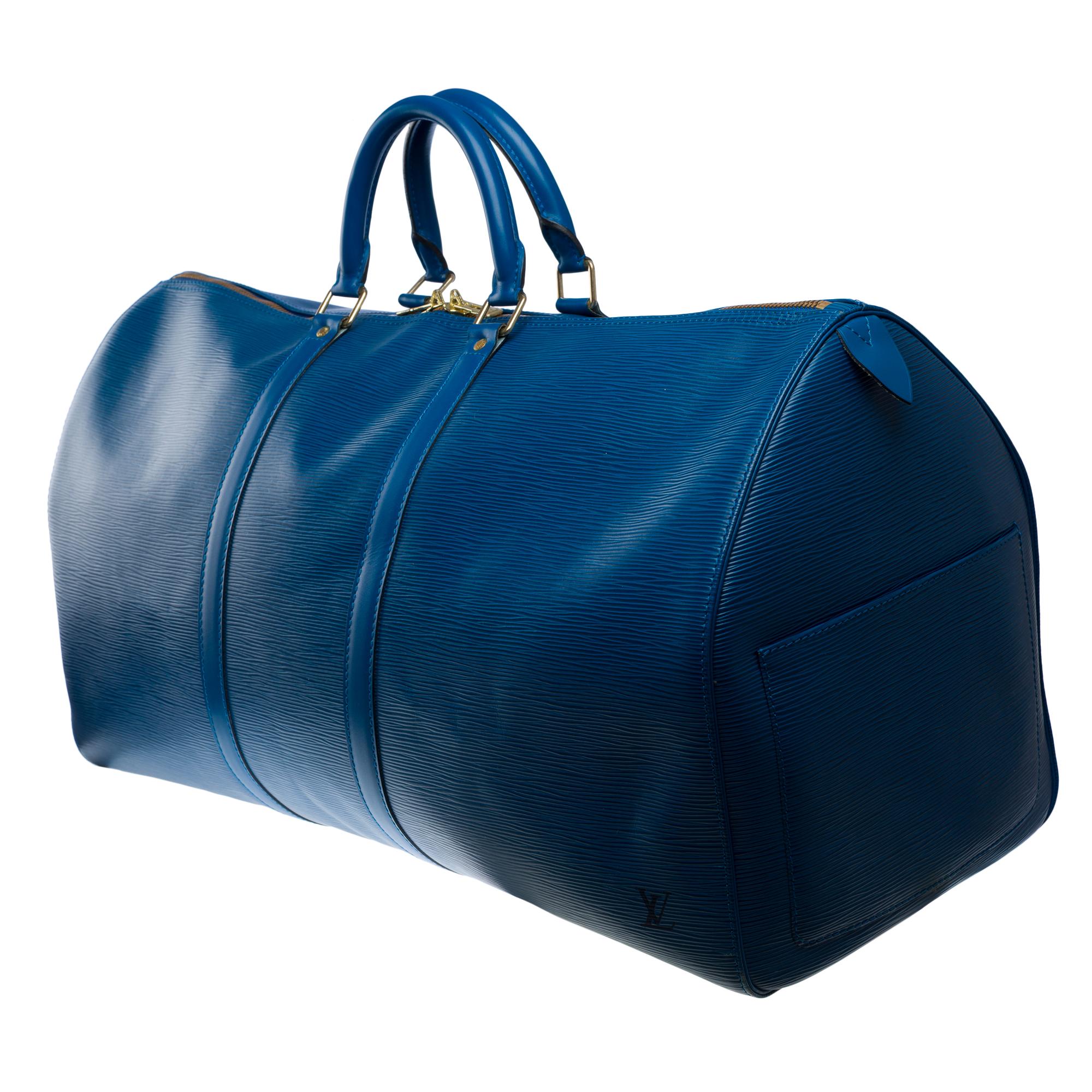 Women's or Men's Very Chic Louis Vuitton Keepall 55 Travel bag in Cobalt Blue Epi leather, GHW For Sale