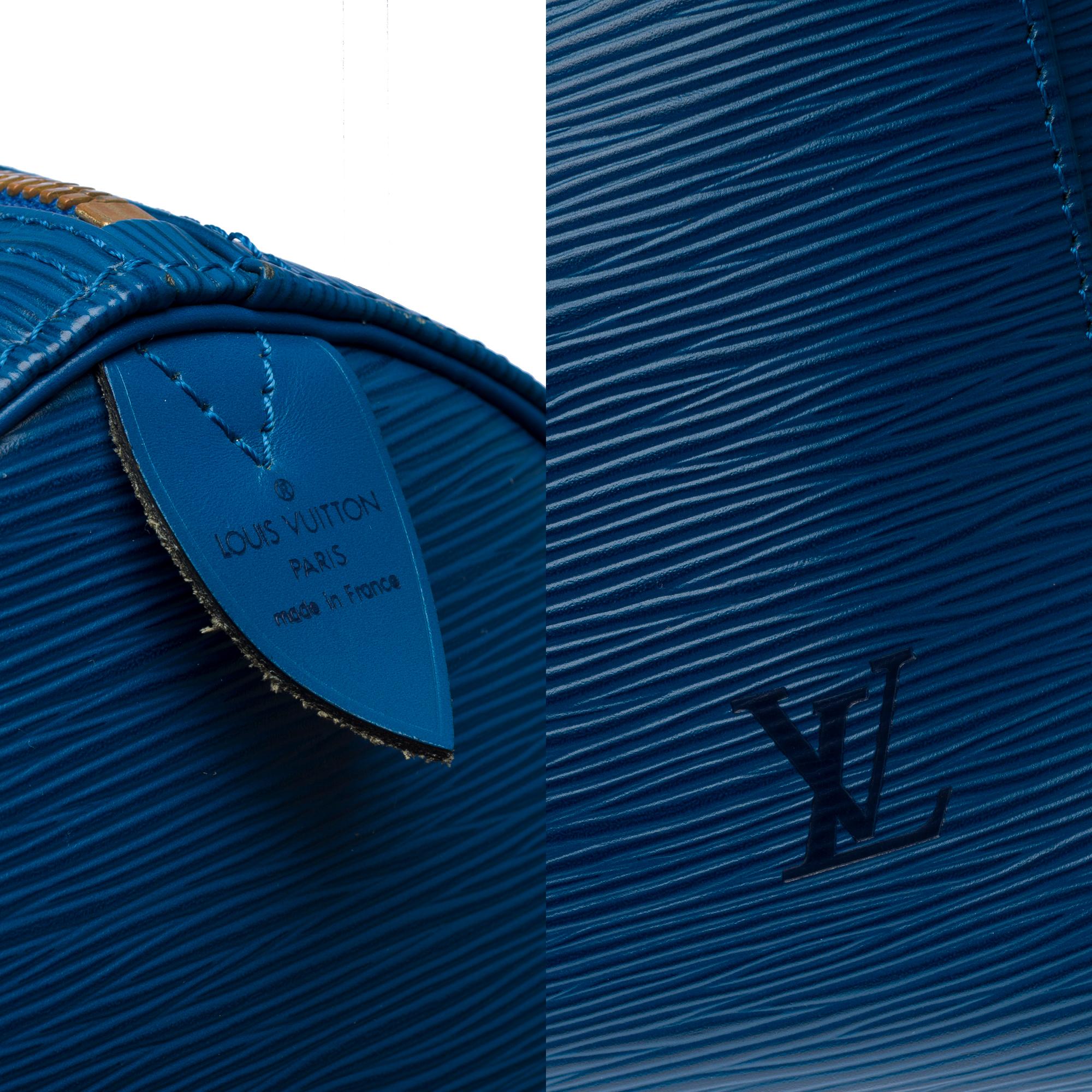 Very Chic Louis Vuitton Keepall 55 Travel bag in Cobalt Blue Epi leather, GHW For Sale 2