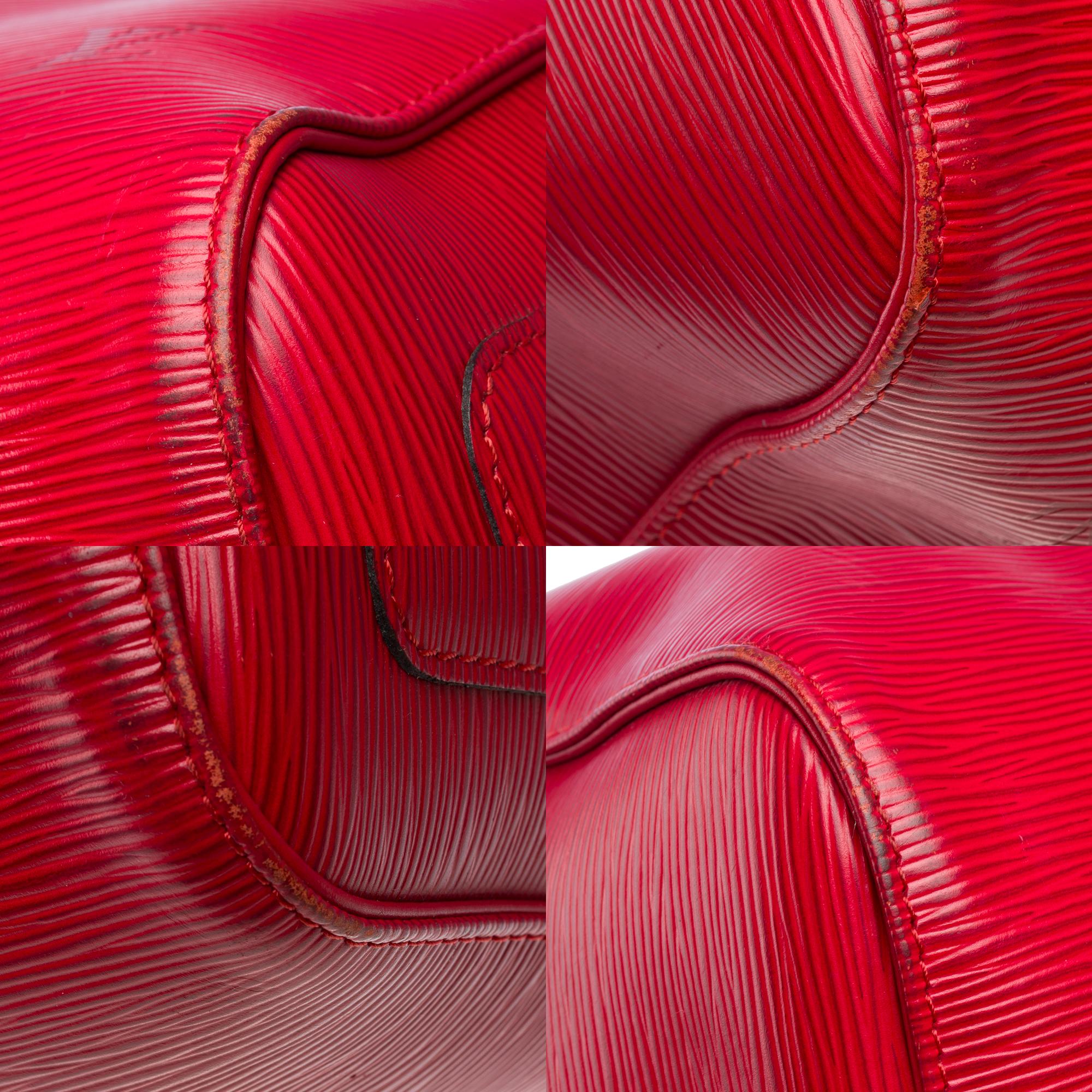 Very Chic Louis Vuitton Keepall 55 Travel bag in Red epi leather, GHW 7