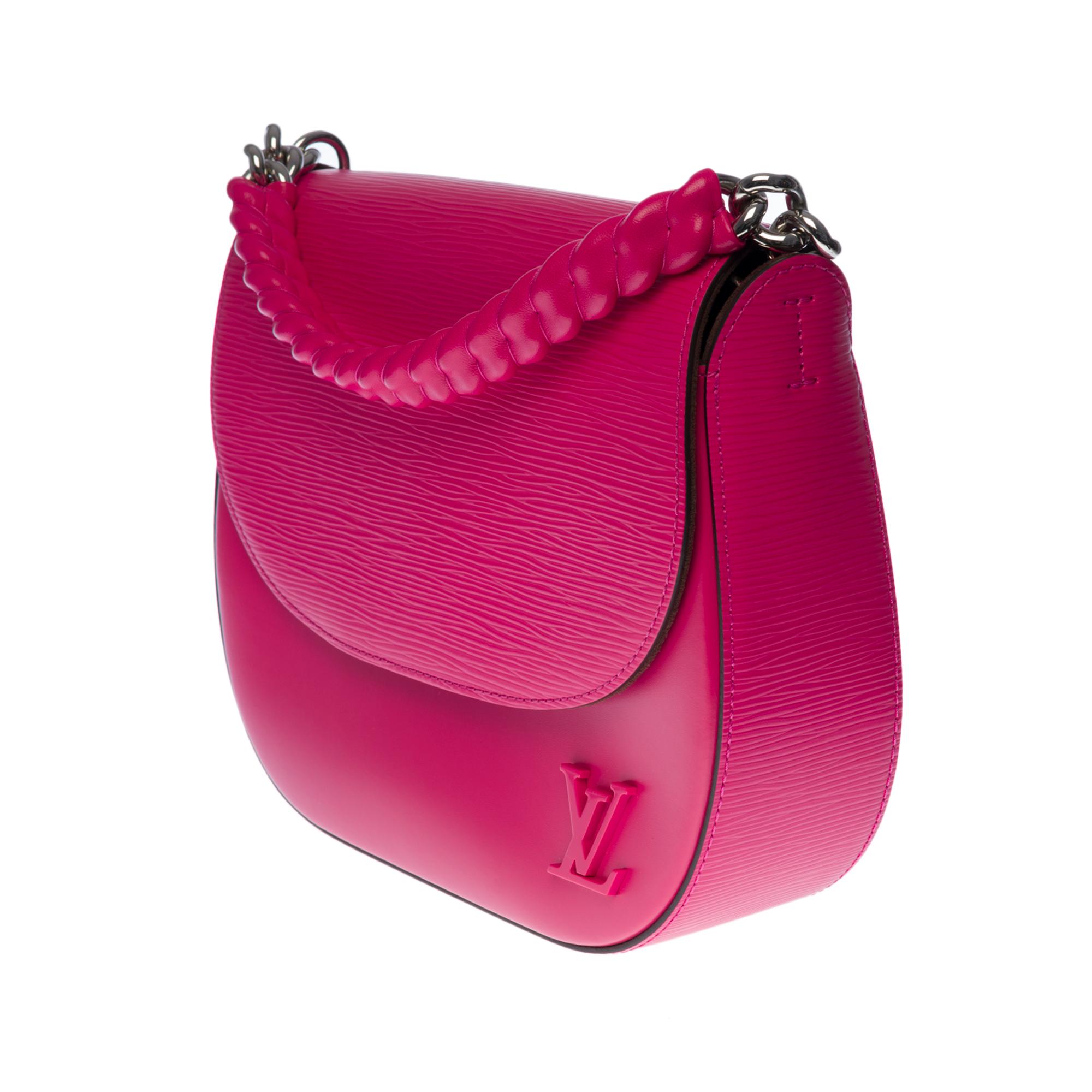 Very Chic Louis Vuitton Luna shoulder bag in Pink epi leather leather, SHW 1