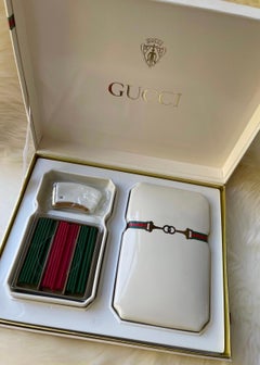 Very chic Vintage GUCCI porcelain incense box with original packaging