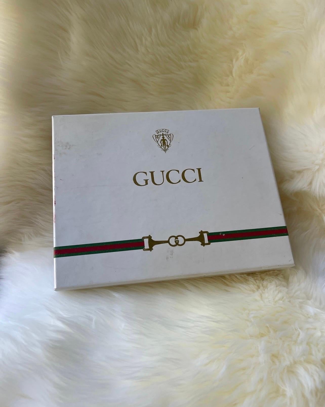 Women's or Men's Very chic Vintage GUCCI porcelain incense box with original packaging 