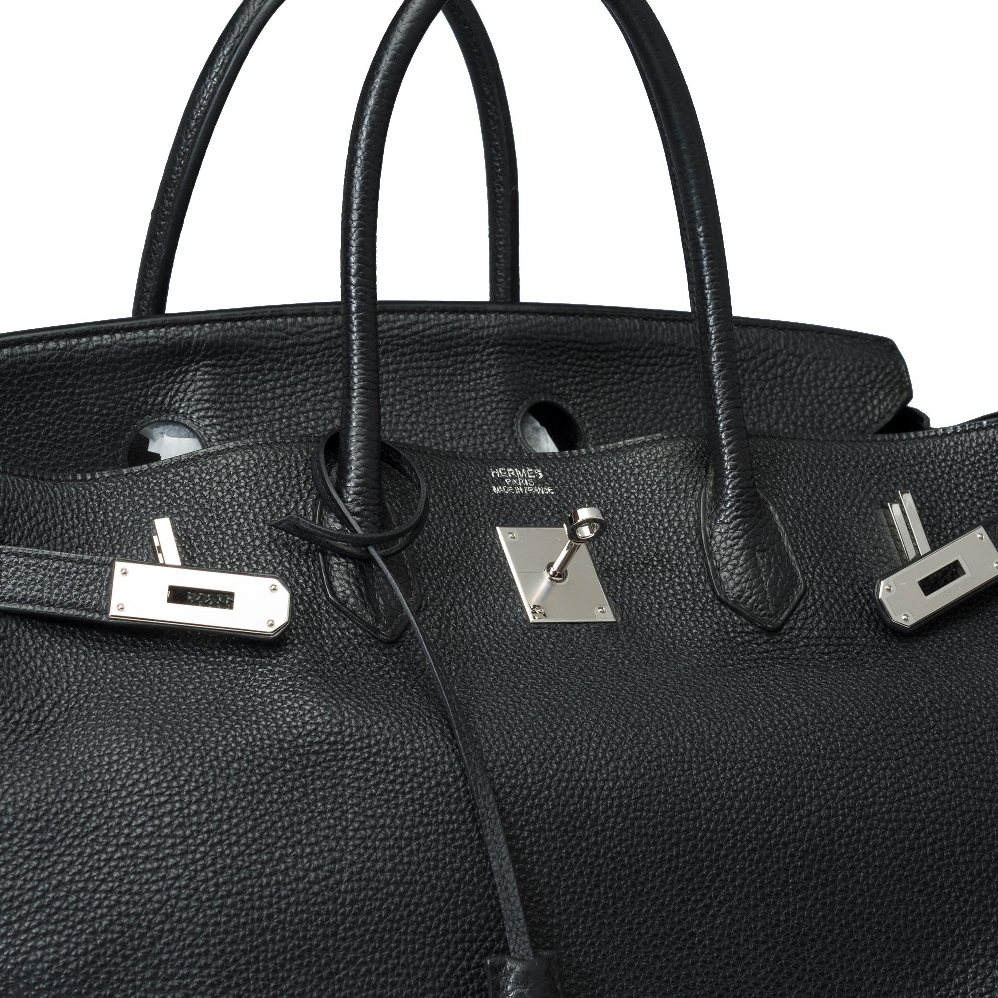 Very Classy Hermes Birkin 40 handbag in Black Togo Calf leather, SHW 2