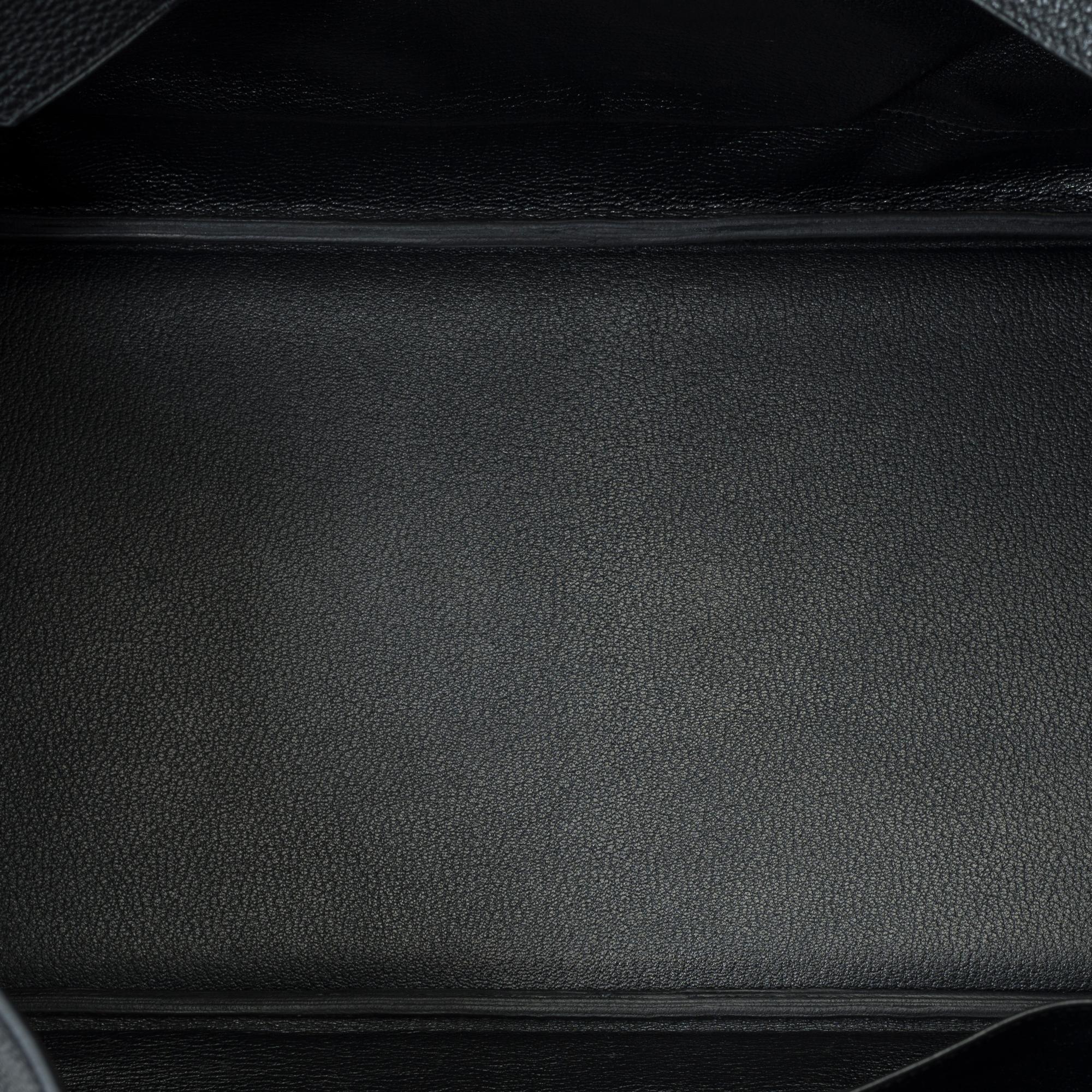 Very Classy Hermes Birkin 40 handbag in Black Togo Calf leather, SHW 4