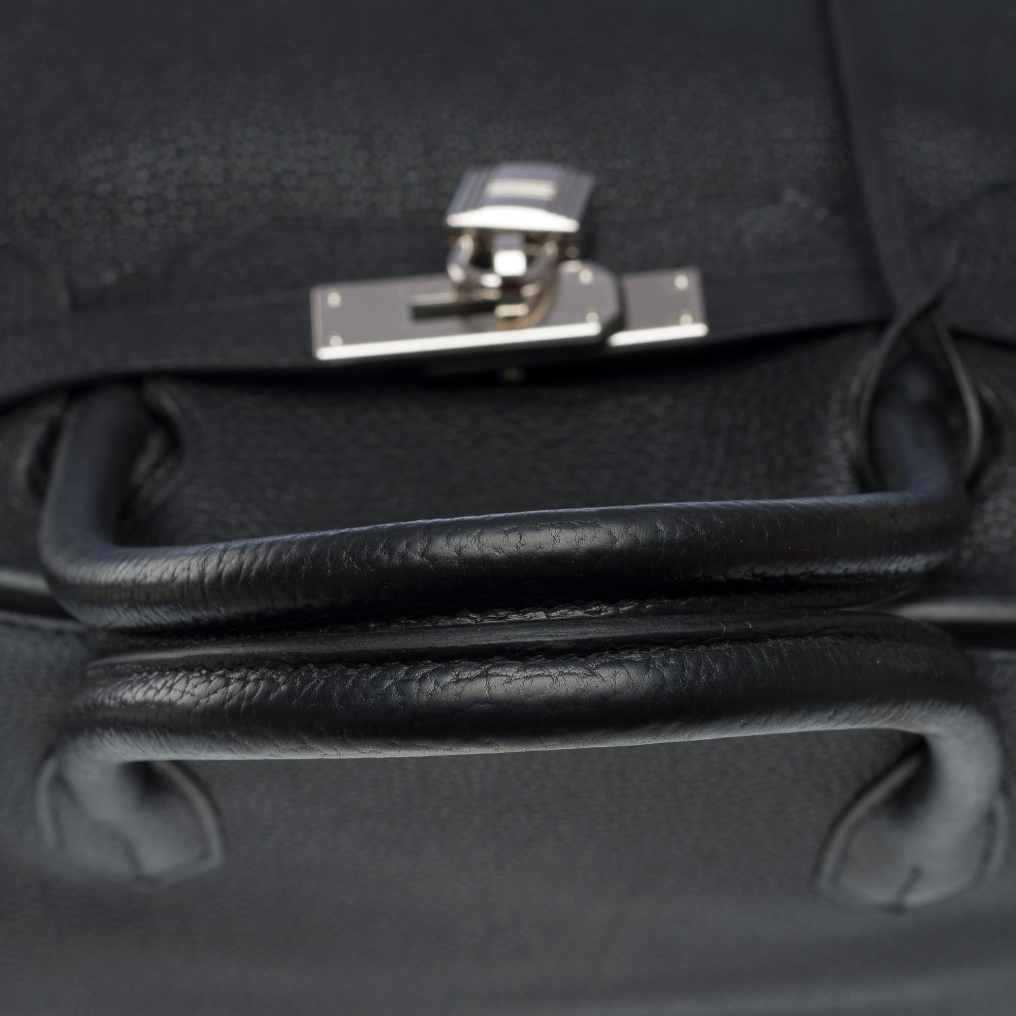 Very Classy Hermes Birkin 40 handbag in Black Togo Calf leather, SHW 5