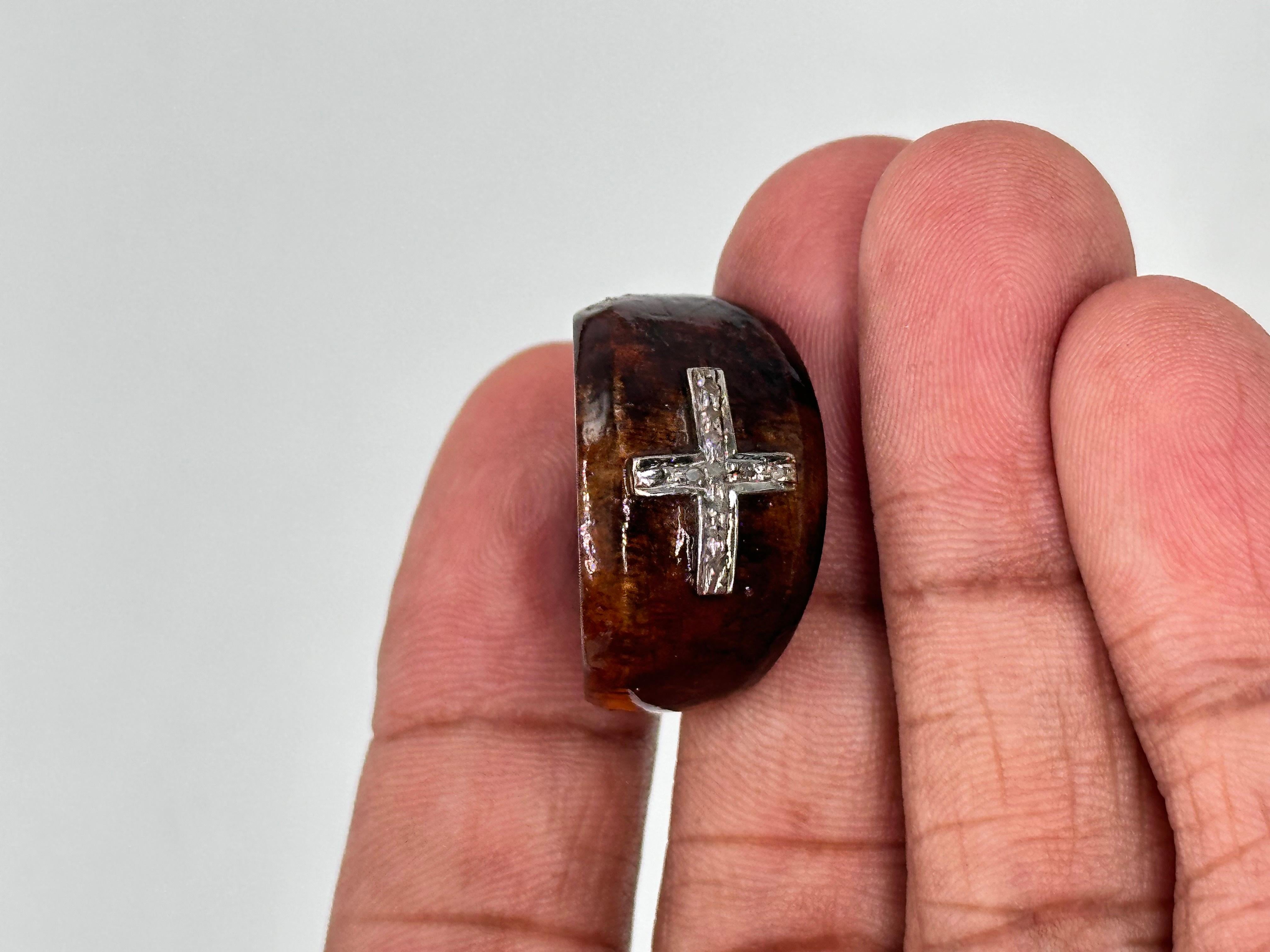 This smart wooden ring consists of;
Diamond type- Natural pave diamonds
Diamond origin- Natural earth mined
Metal- Silver
Metal purity- 925 silver
Metal color- Oxidized silver
