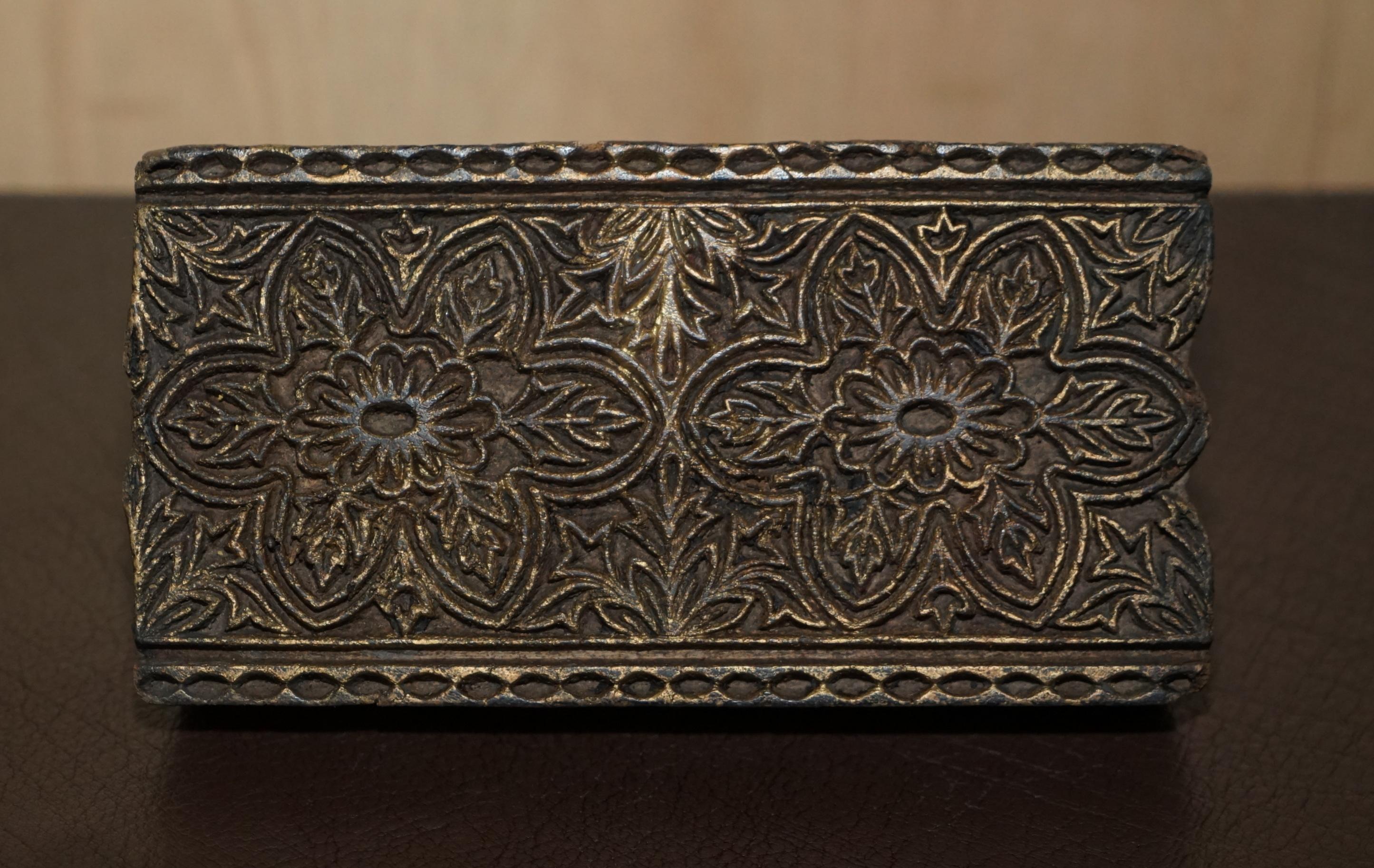 We are delighted to offer for sale this hand carved in sycamore wood printing block with double flower detail

This piece is part of a suite, I have around ten in stock, this sale is for the one piece detailed above, all other pieces are listed