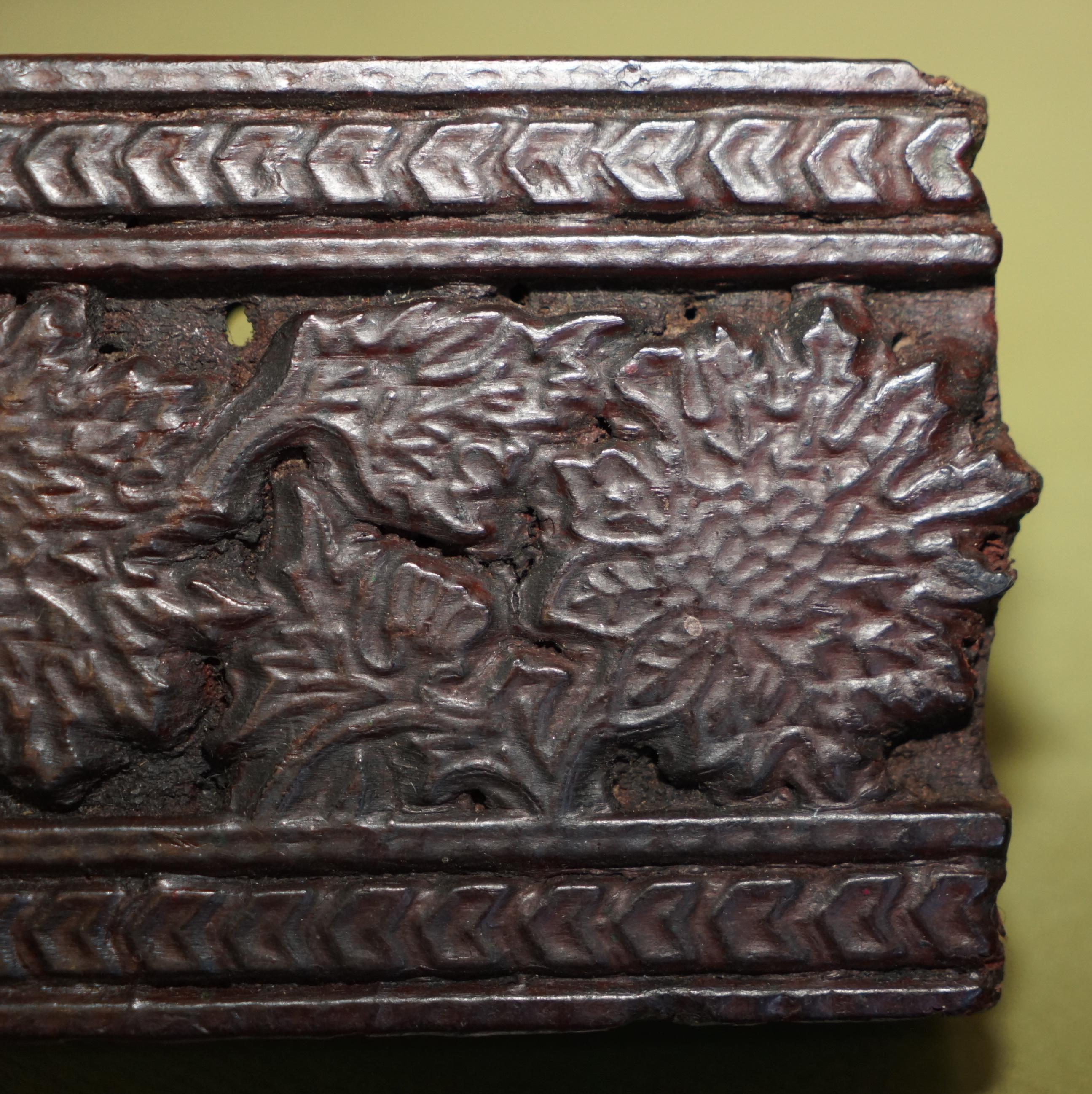 Very Collectable Antique Hand Carved Floral Leaf Printing Block for Wallpaper For Sale 3